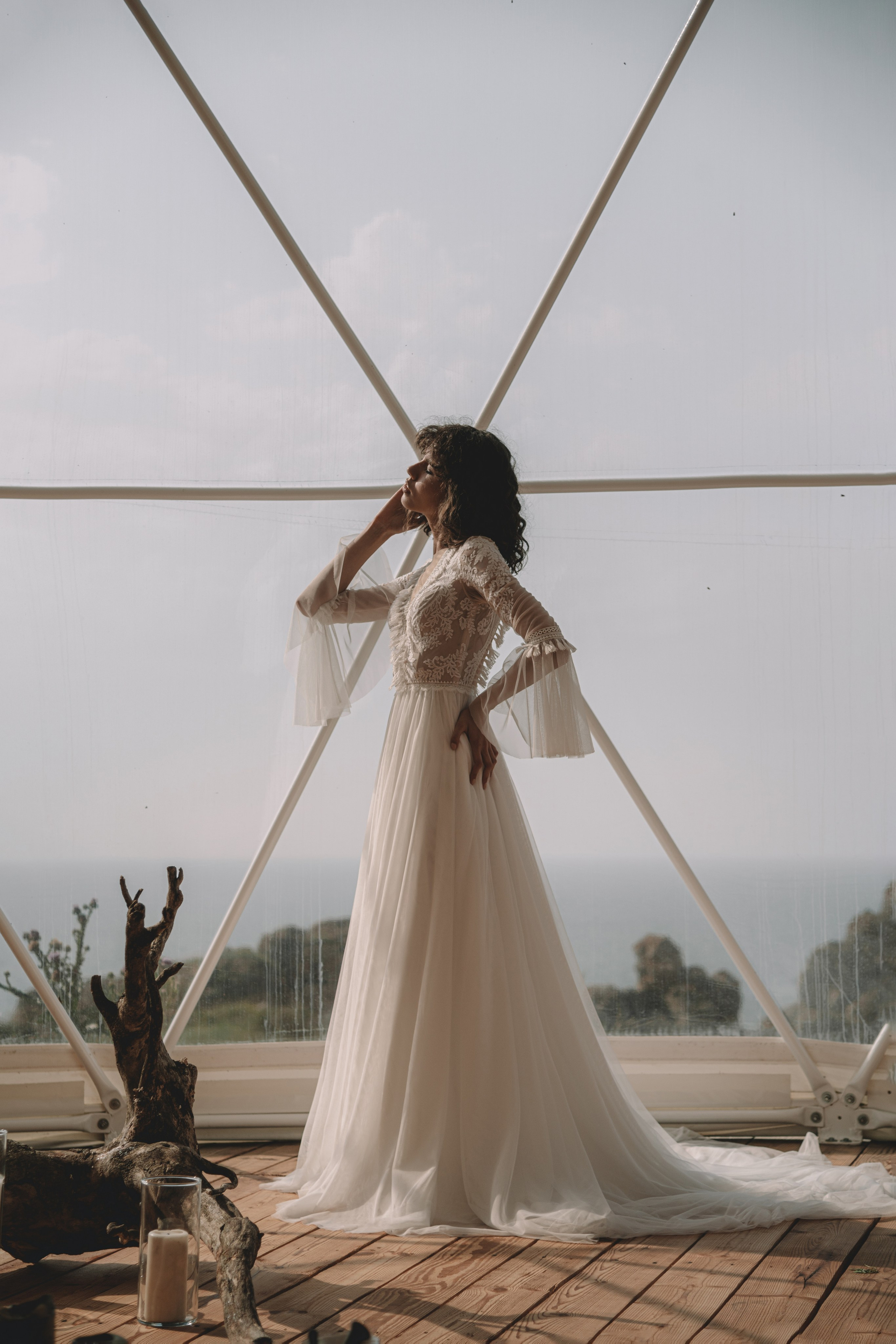 Свадебная фотосессия в Щелкино ,Бухта Космонавтов. Выездная церемония на берегу моря Крым. Свадебный и семейный фотограф и видеограф, Крым, Москва, Санкт -Петербург