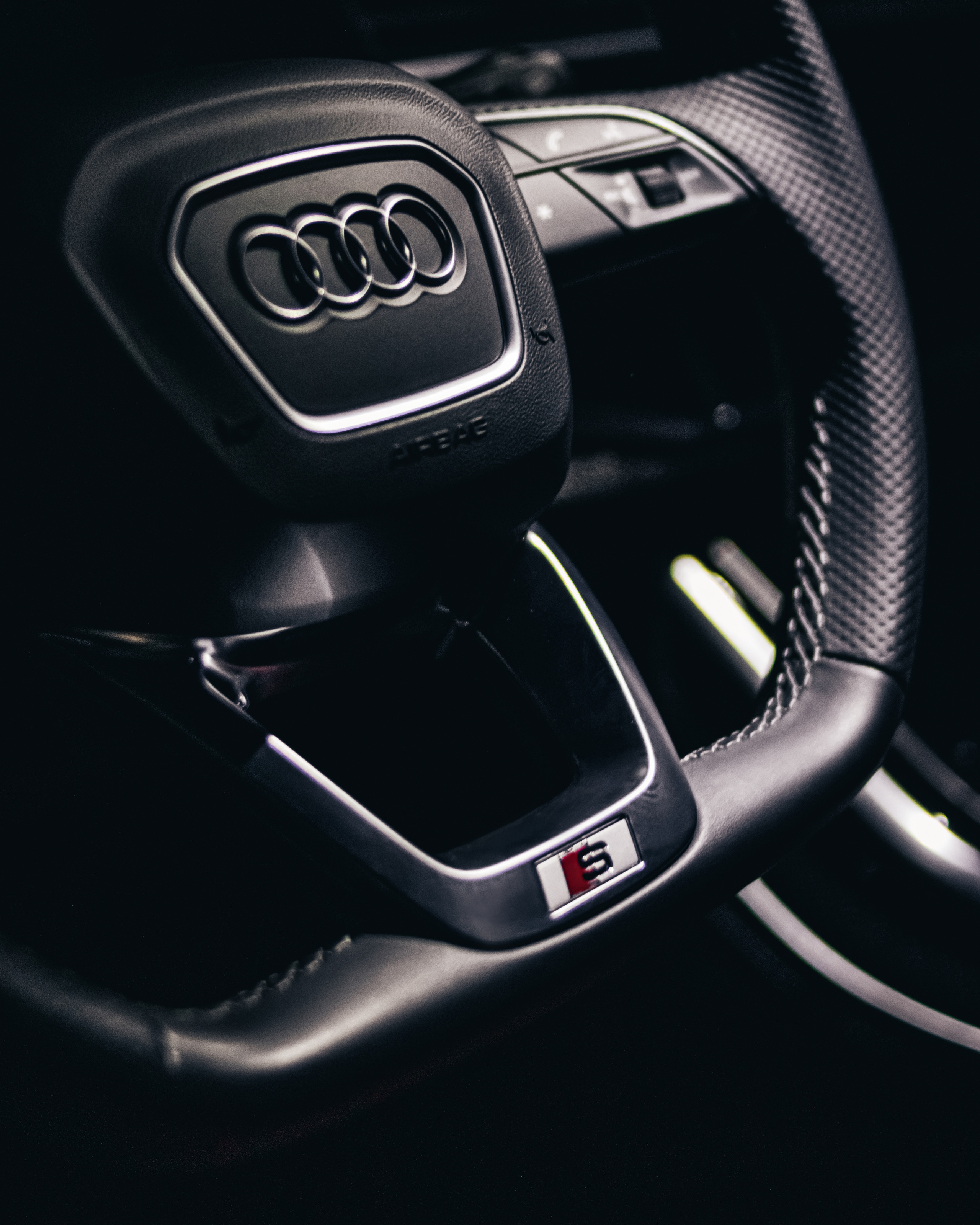 AUDI SQ8. Автомобильный фотограф, видеограф в Краснодаре Левшакова Анжелика