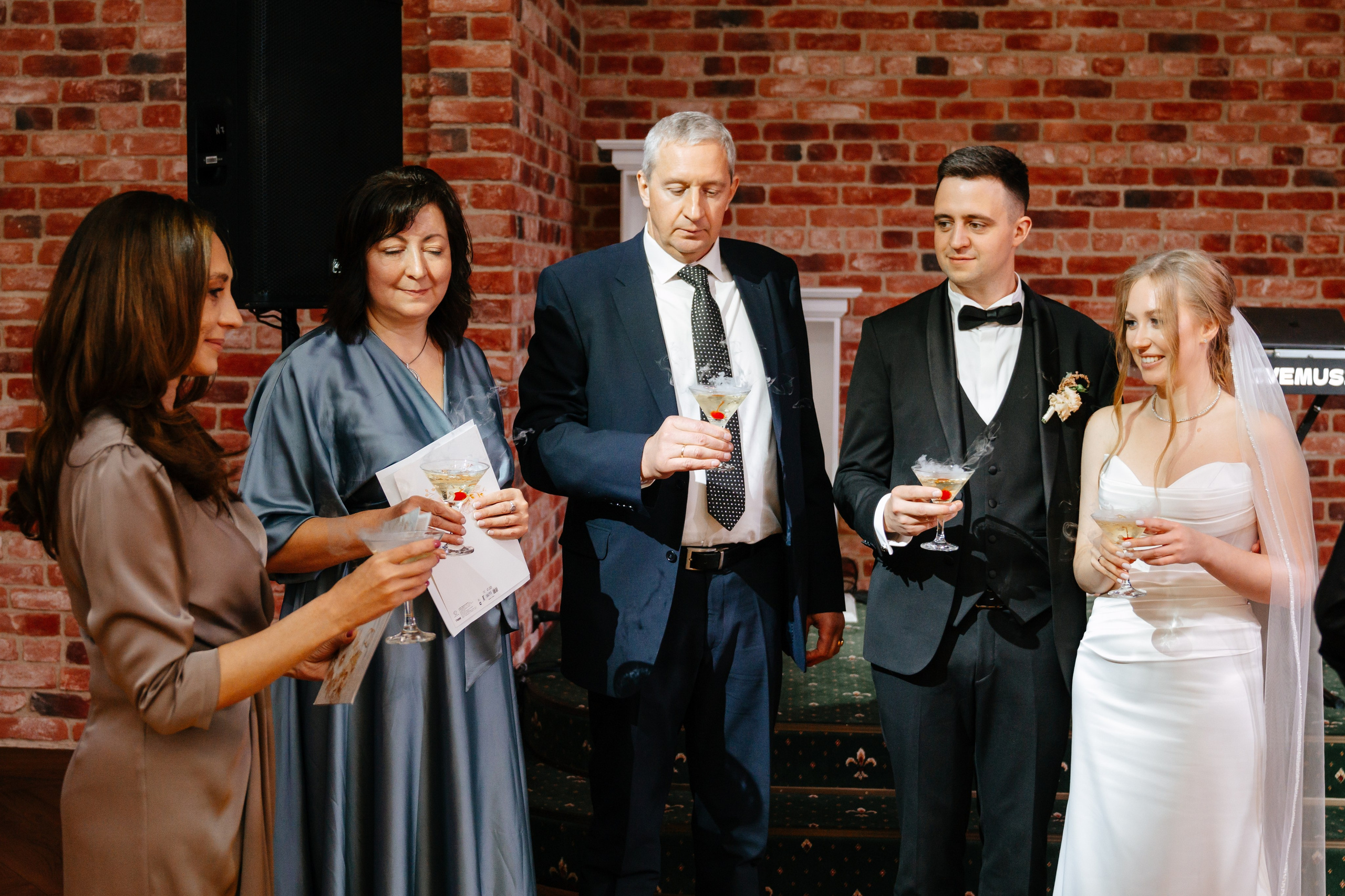 Свадебная фотосессия в Пушкине. Семейный и свадебный фотограф в Санкт-Петербурге и Москве