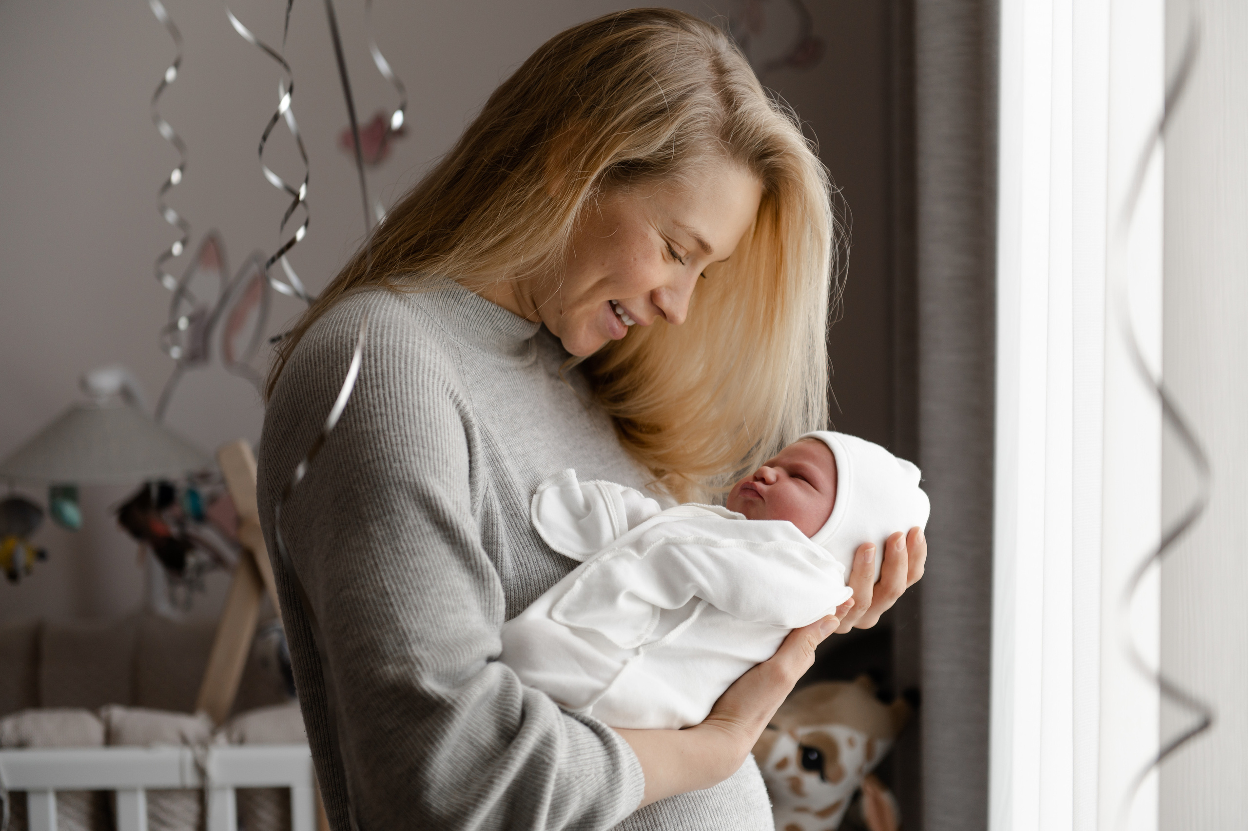 Фотограф на выписку в Ростове. Свадебный фотограф в Ростове Максимов Максим