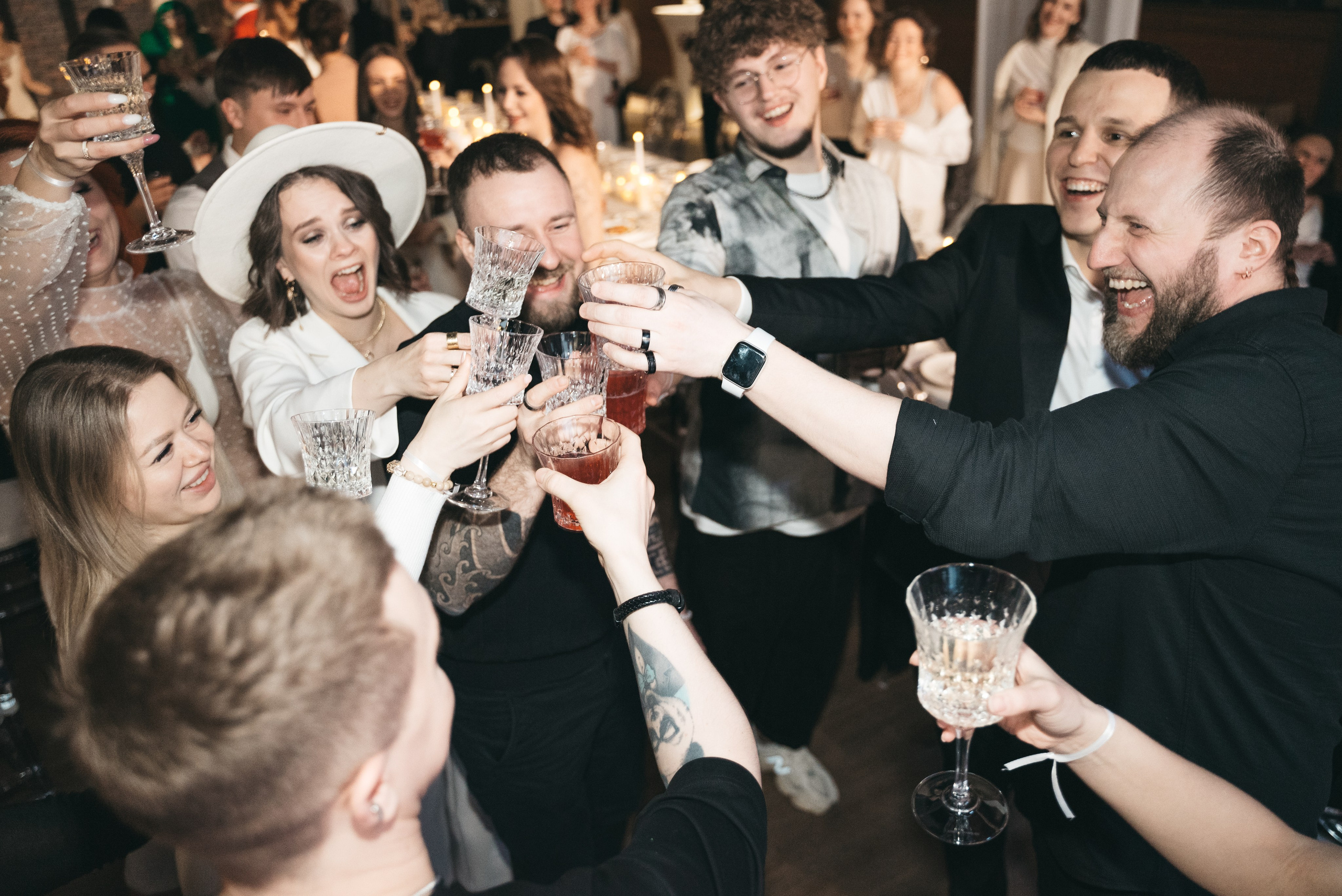 WhiteRoom Pre-wedding. Репортажный и свадебный фотограф в Сургуте