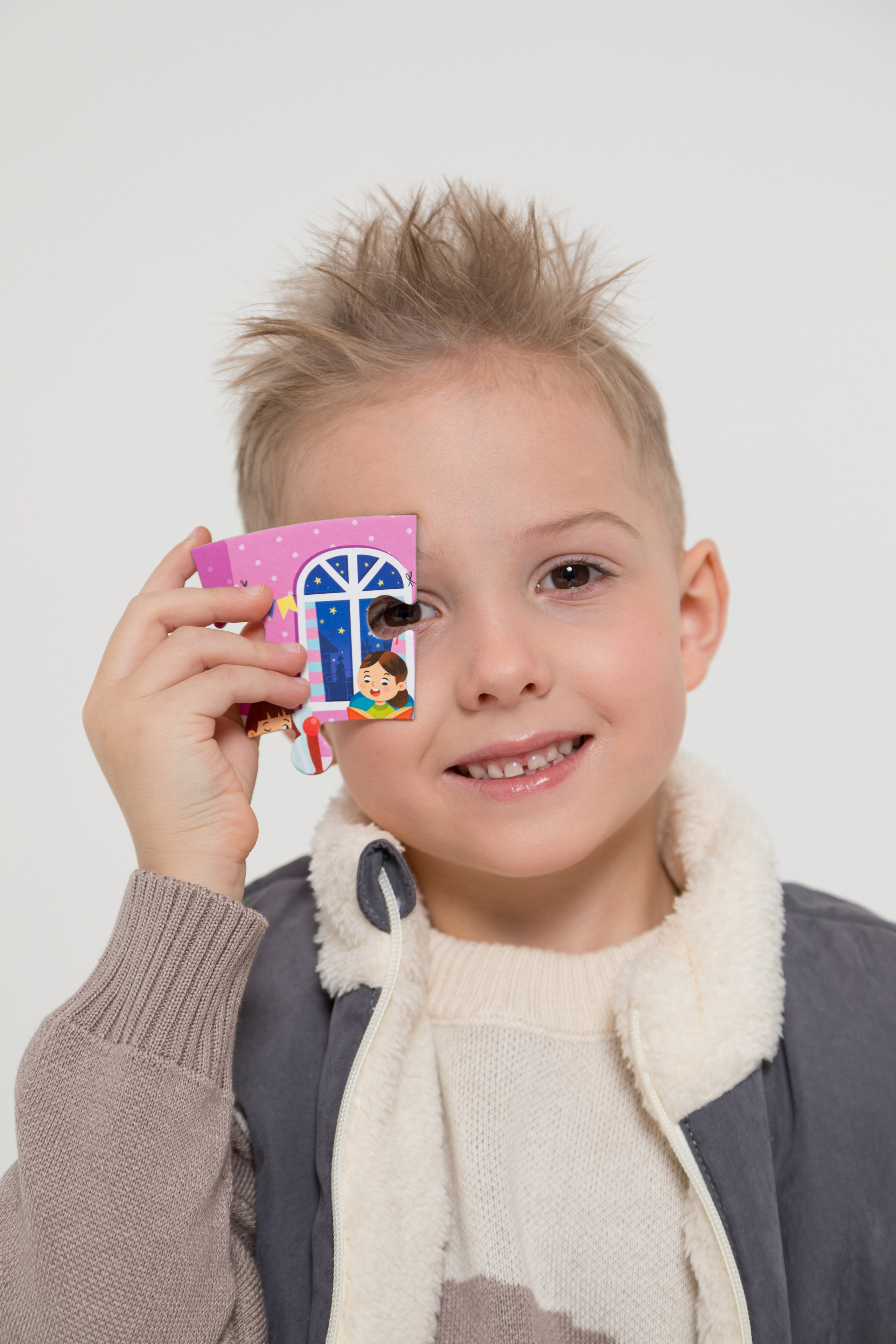 Имиджевая и каталожная съёмка для бренда детских пазлов. Детский и контент фотограф Надя Волкова Санкт-Петербург