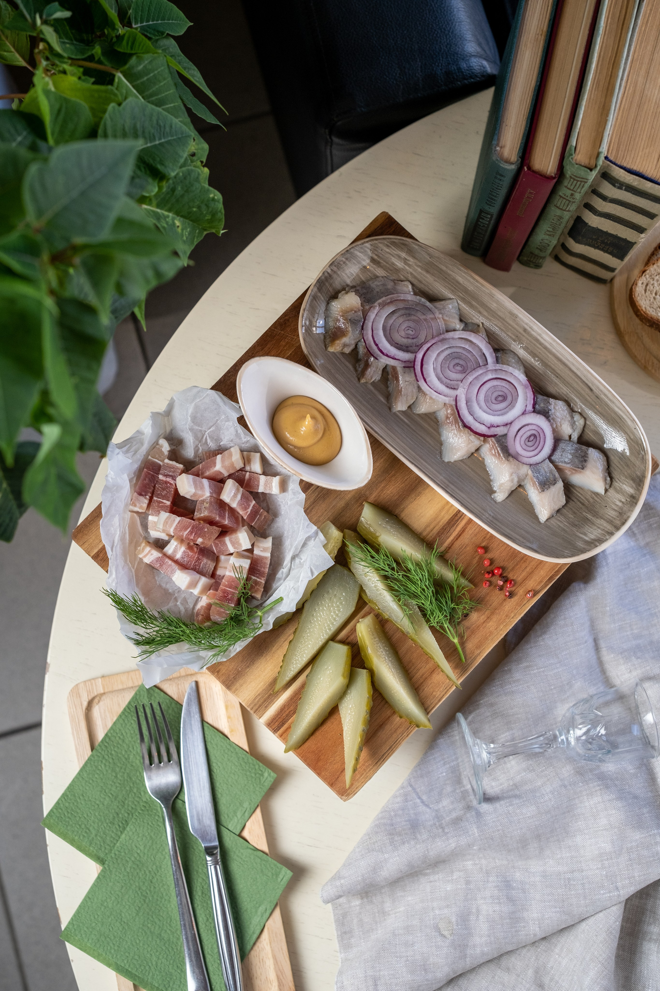 Кутузов. Фуд фотограф, предметный и контент фотограф в Смоленске Александр Милодан