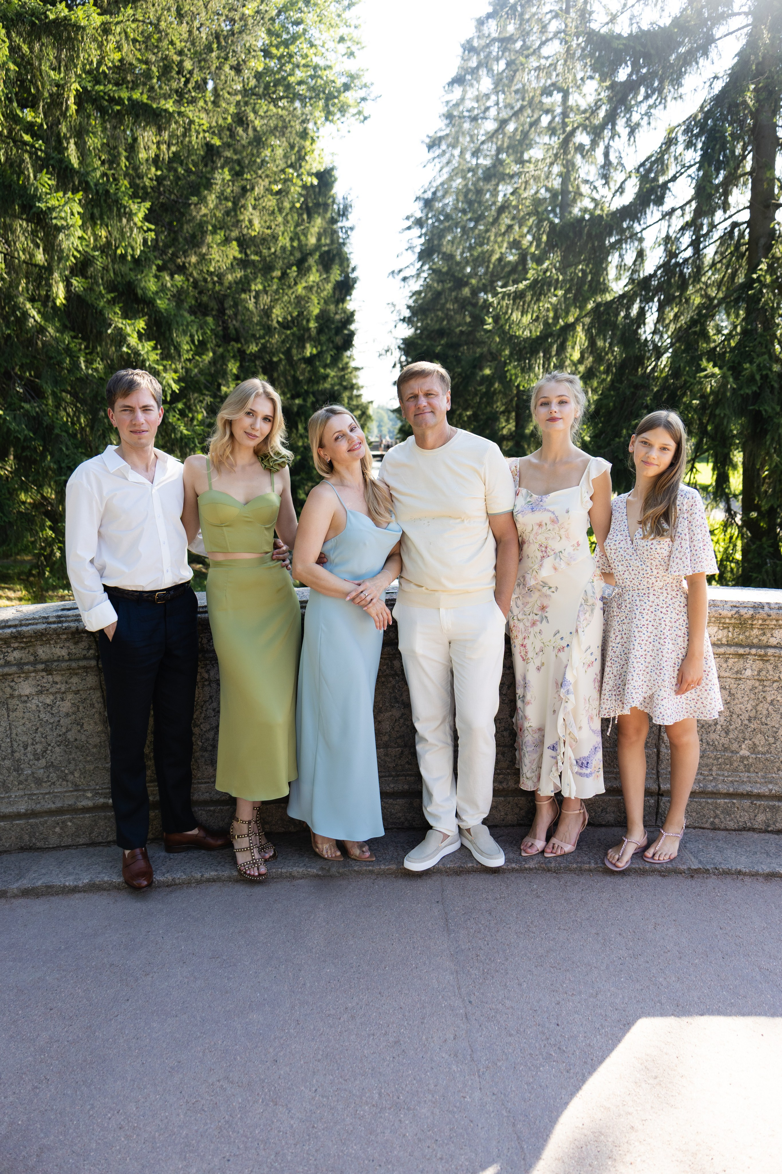 Большая семейная фотосессия. Фотограф Артем Бросов в Санкт-Петербурге и Дубае