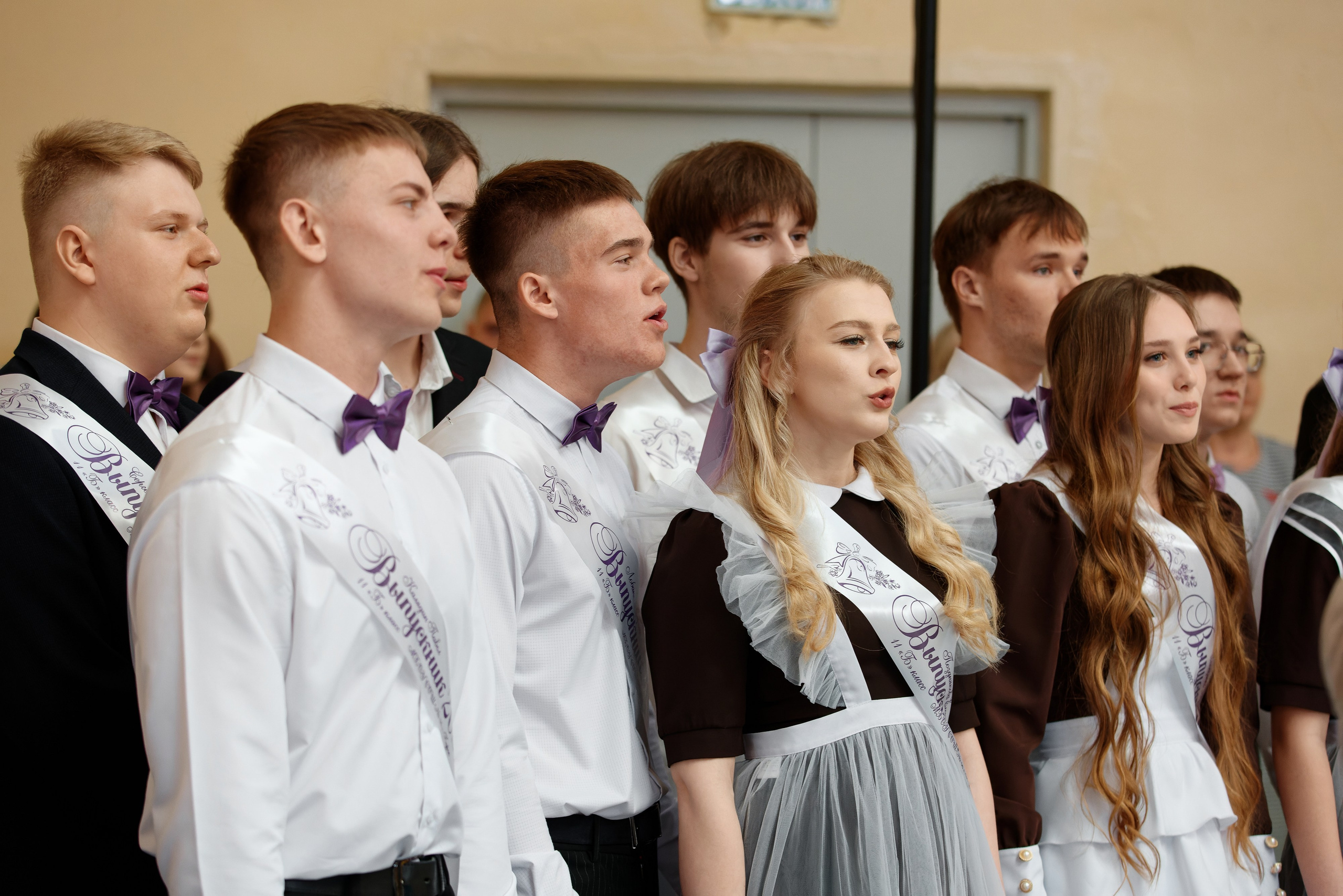 Последний звонок Школа № 42. Семейный фотограф — Макс Белогрудов