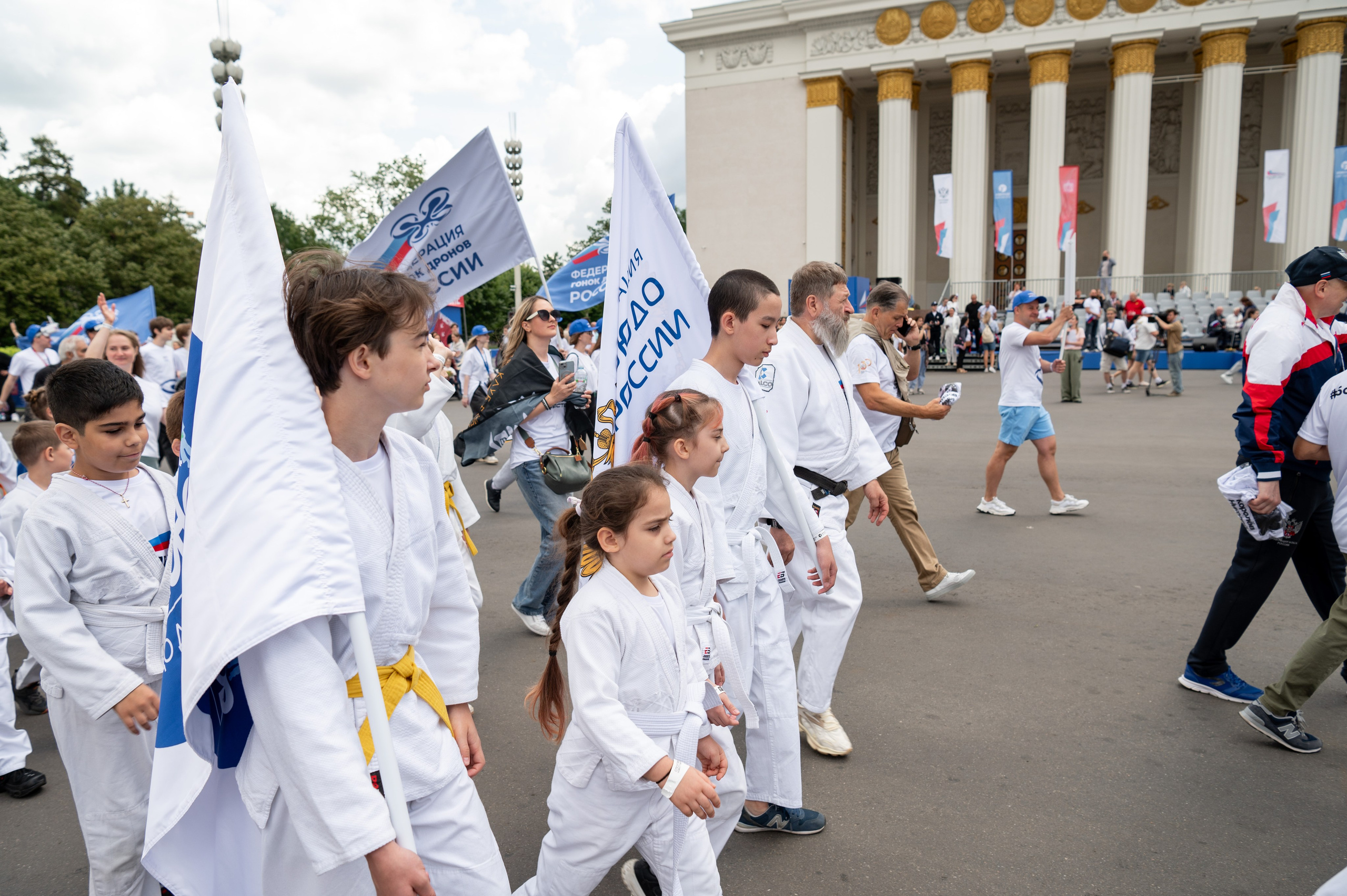 Спортивное шествие посвященное Дню физкультурника!. Детский и семейный фотограф г. Москва Оксана Катаджи
