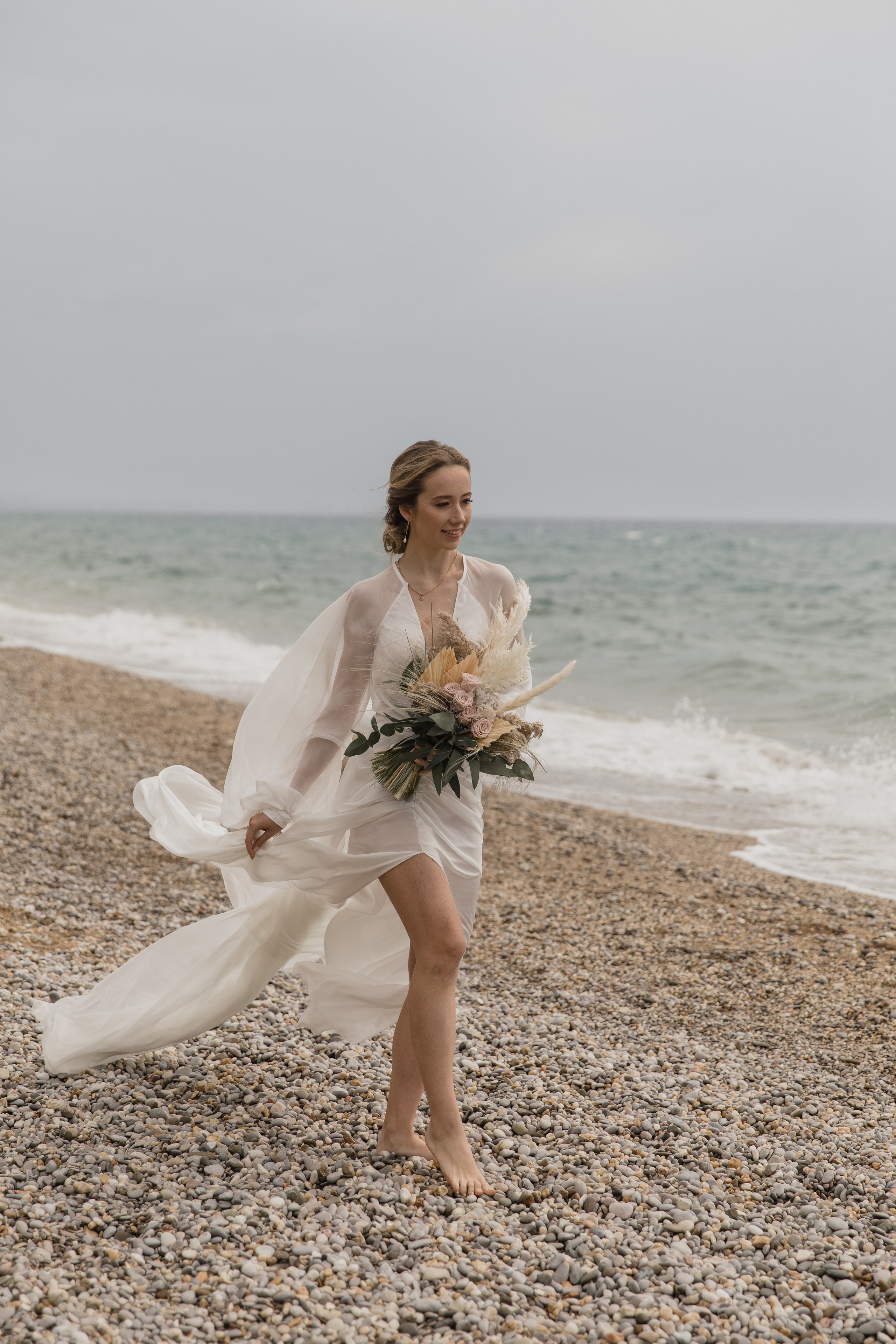 На берегу моря…. СВАДЕБНЫЙ ФОТОГРАФ В КРЫМУ И СЕВАСТОПОЛЕ