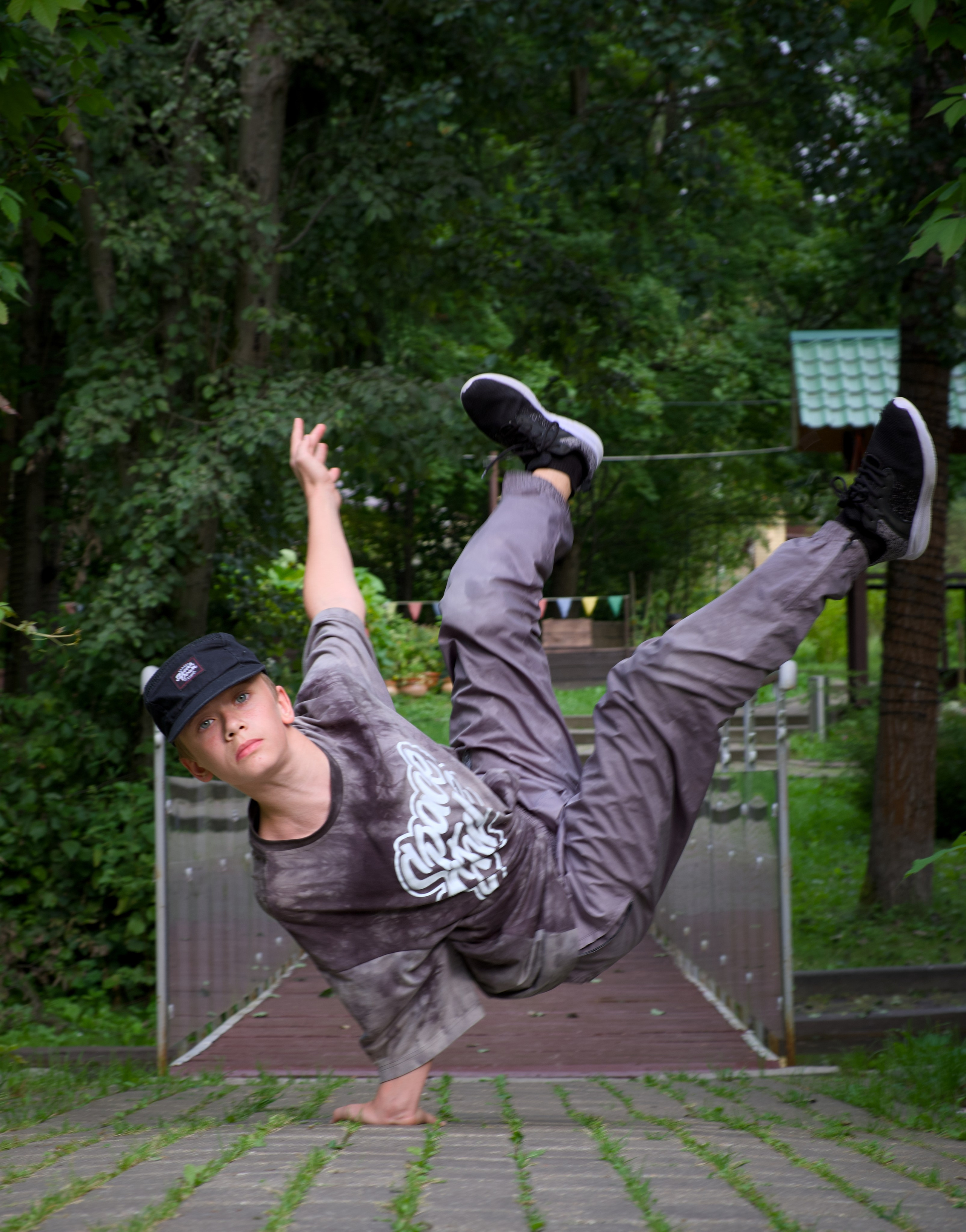 Юные брейкдансеры