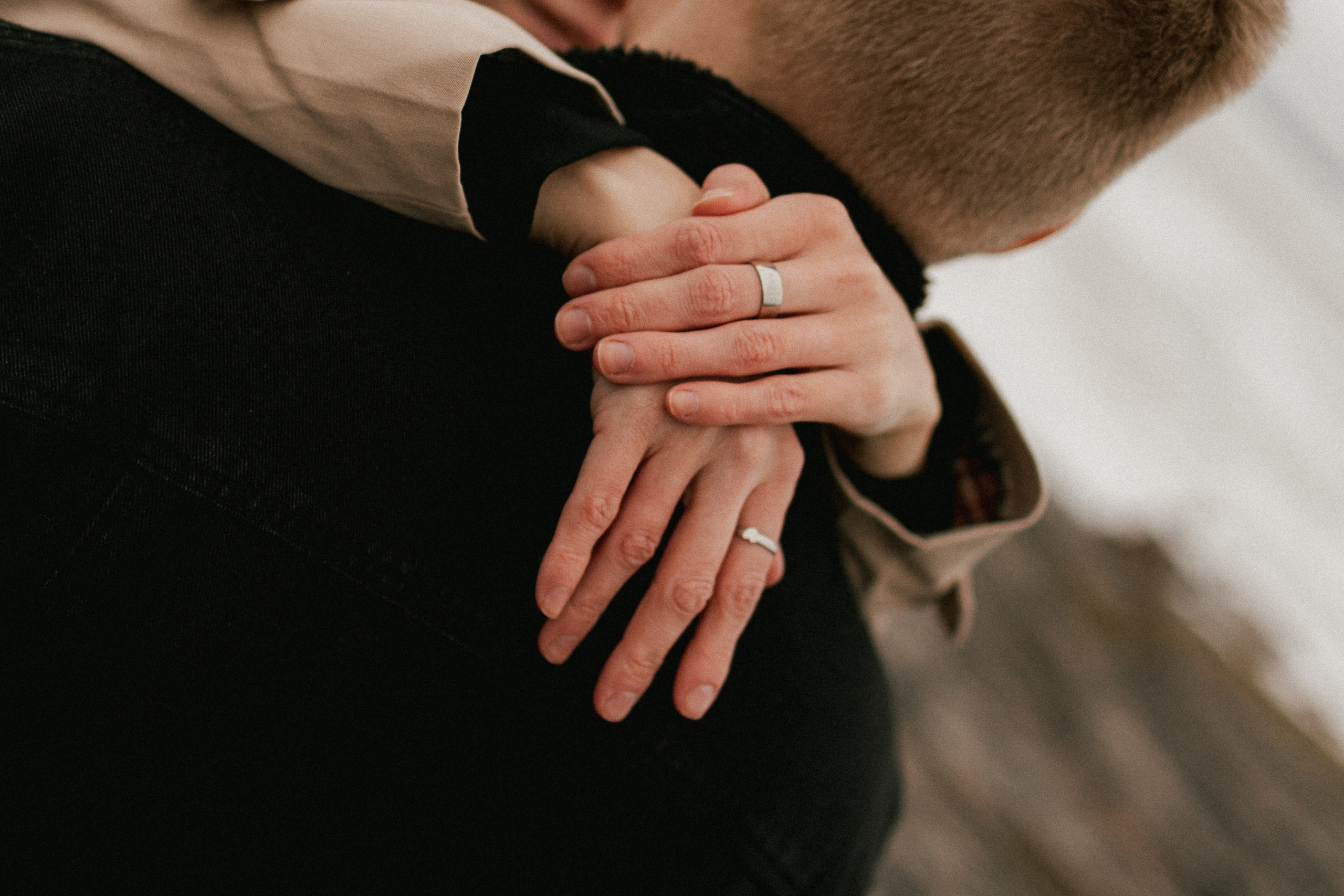 Love story на скале. Фотограф в Выборге и Санкт-Петербурге Маша Гуляева