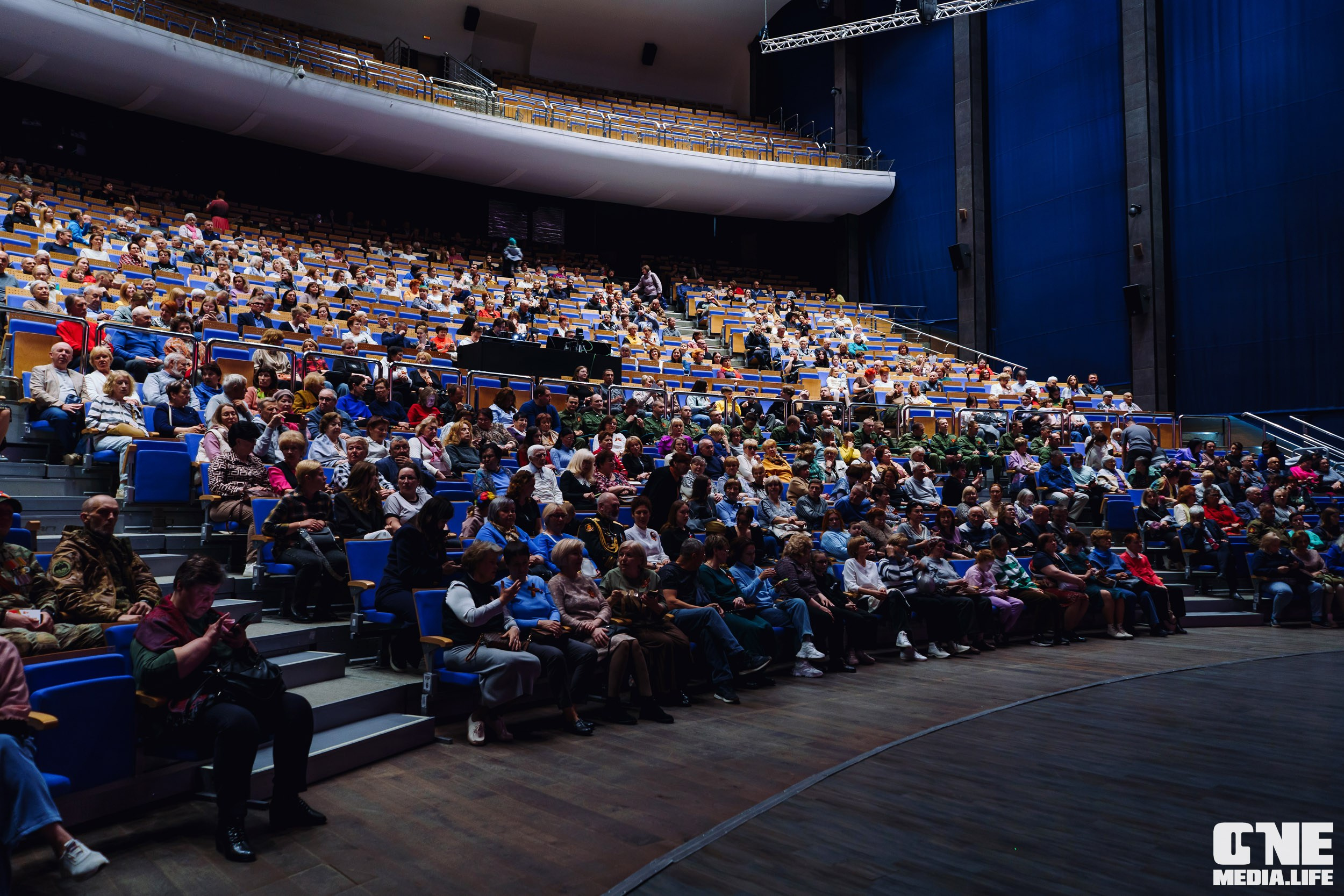 Фоторепортаж из Янтарь Холла. One Media Life: фоторепортажи, фотоотчеты с мероприятий и заведений