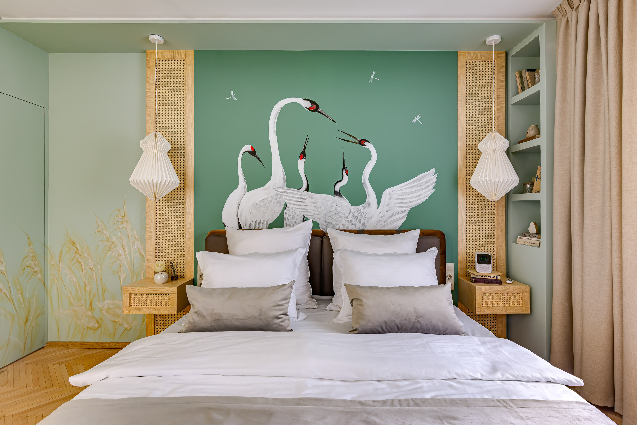 Спальня для телепроекта Большие Перемены на канале Россия 1. Интерьерная съёмка и виртуальные туры — Интерьерный фотограф Кузнецов Сергей (photopixiq)