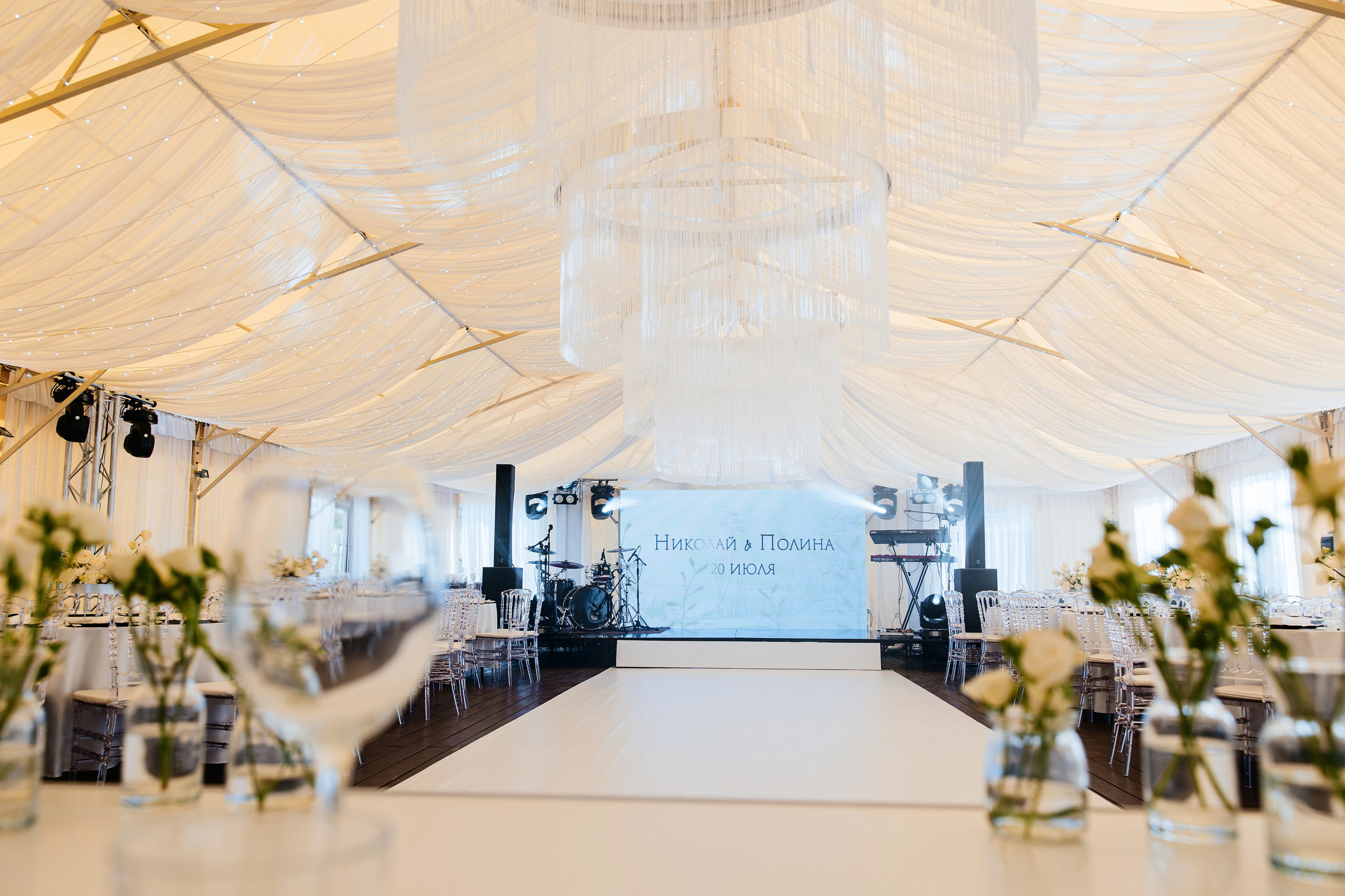 Красивая свадьба в классическом стиле. Организатор Романова Любовь