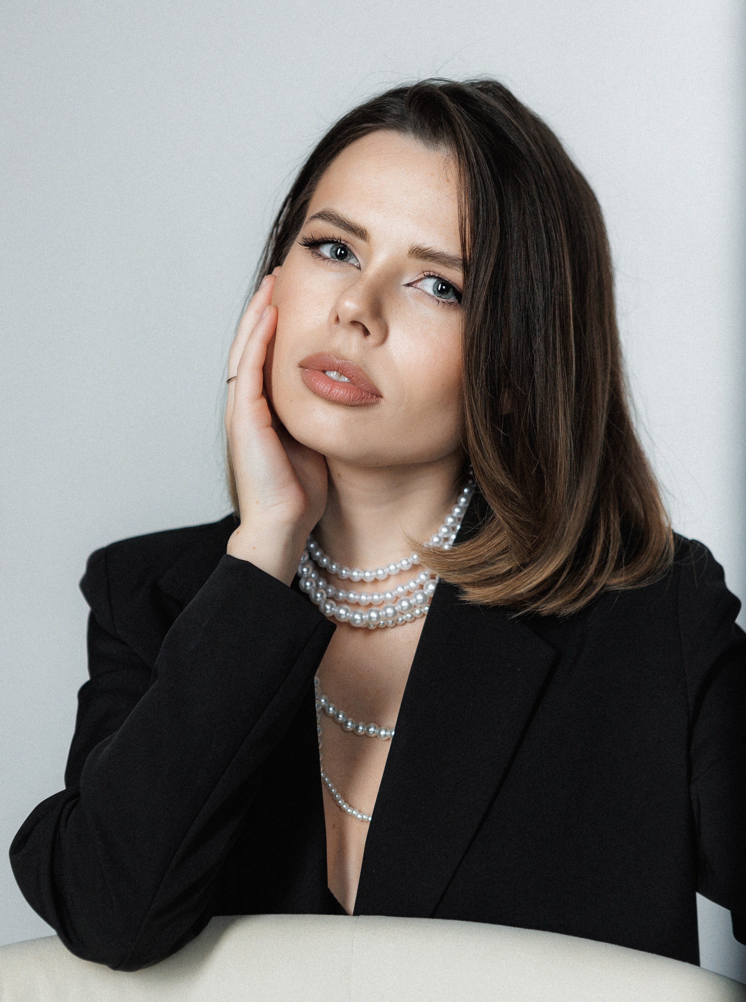 Стильная лаконичная съёмка для бьюти-мастеров. Фотограф Москва и Московская область