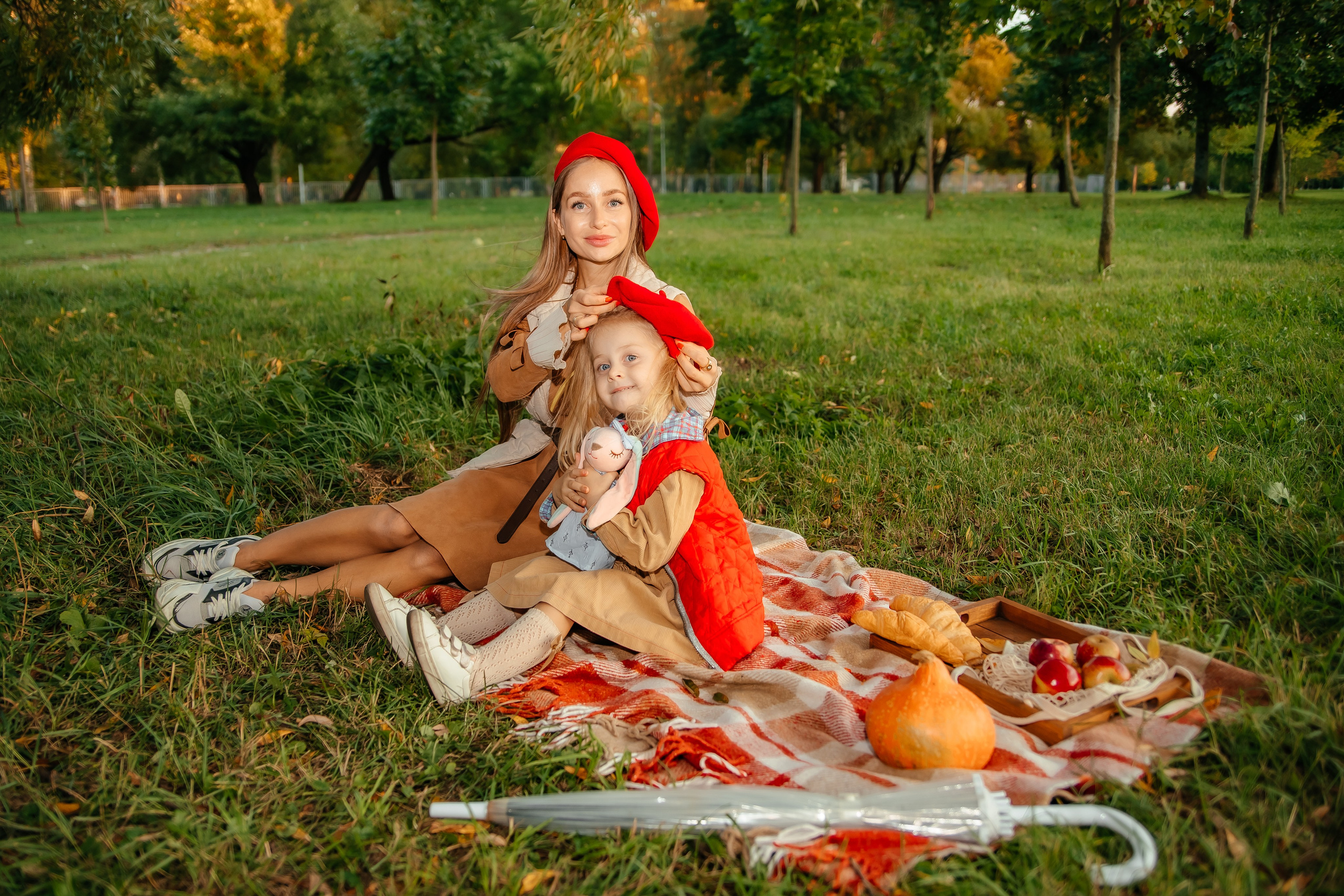 Фотопленэр в осеннем парке. Elena Sova — семейный и женский фотограф в Санкт-Петербурге