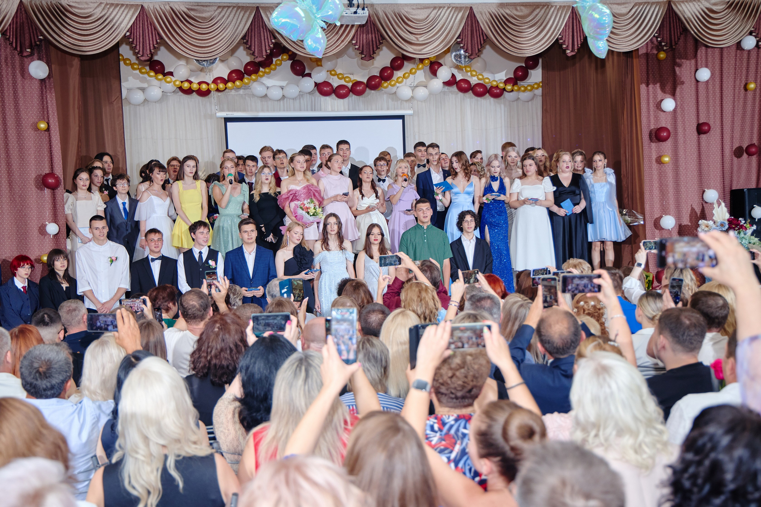 Выпускной 35 Сош. Фотограф Выпускные альбомы Таганрог Сергей Коробченко