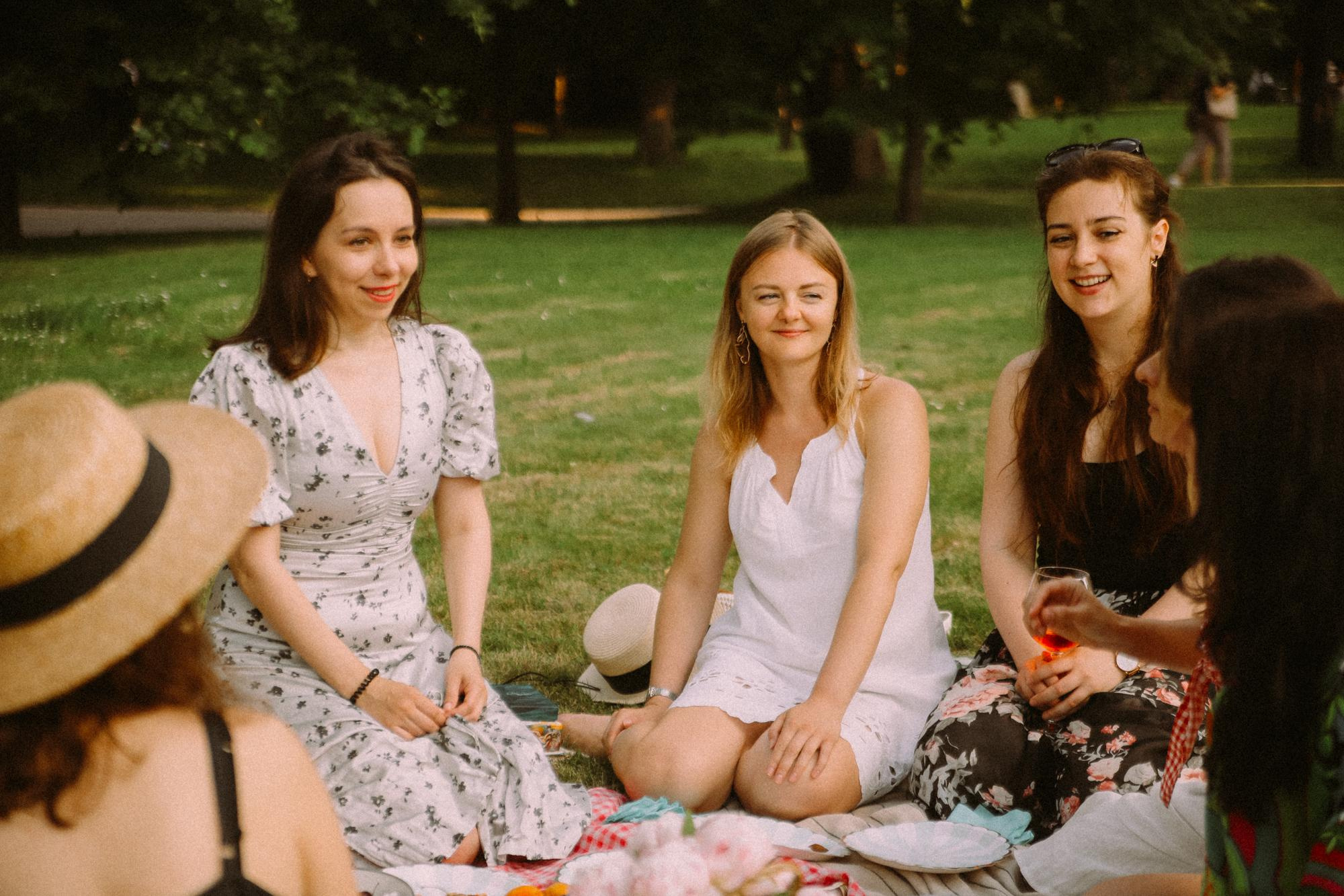 Девичник пикник в Царицыно. Фотограф в Москве Татьяна Драгунова