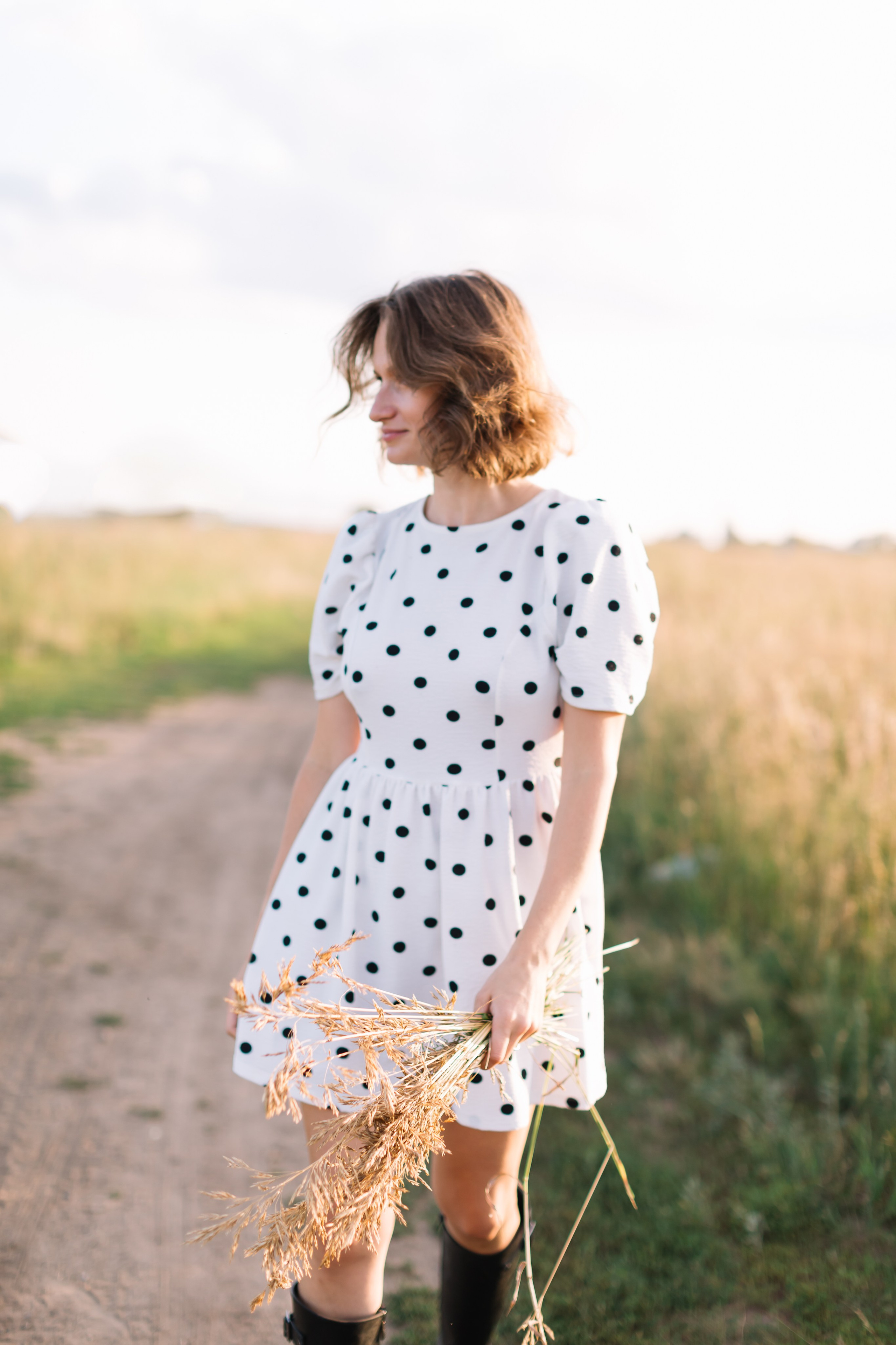 алёна малахова фотограф новосибирск семейный детский домашняя фотосессия в новосибирске день рождения репортажная съёмка фотосессия с лошадьми на конюшне деревня алтай  на природе фотосессия в детском саду мама и сын предложение руки и сердца идея  помолвка фотосессия берег закат детский день рождения годик торт аниматор лофт игровая продолжение следует prodoljenie_sleduet_  корпоратив тимбилдинг первоклашка линейка  контент  бизнес портрет оперный новат франция берет весна девушка мама и дочь мать и дитя