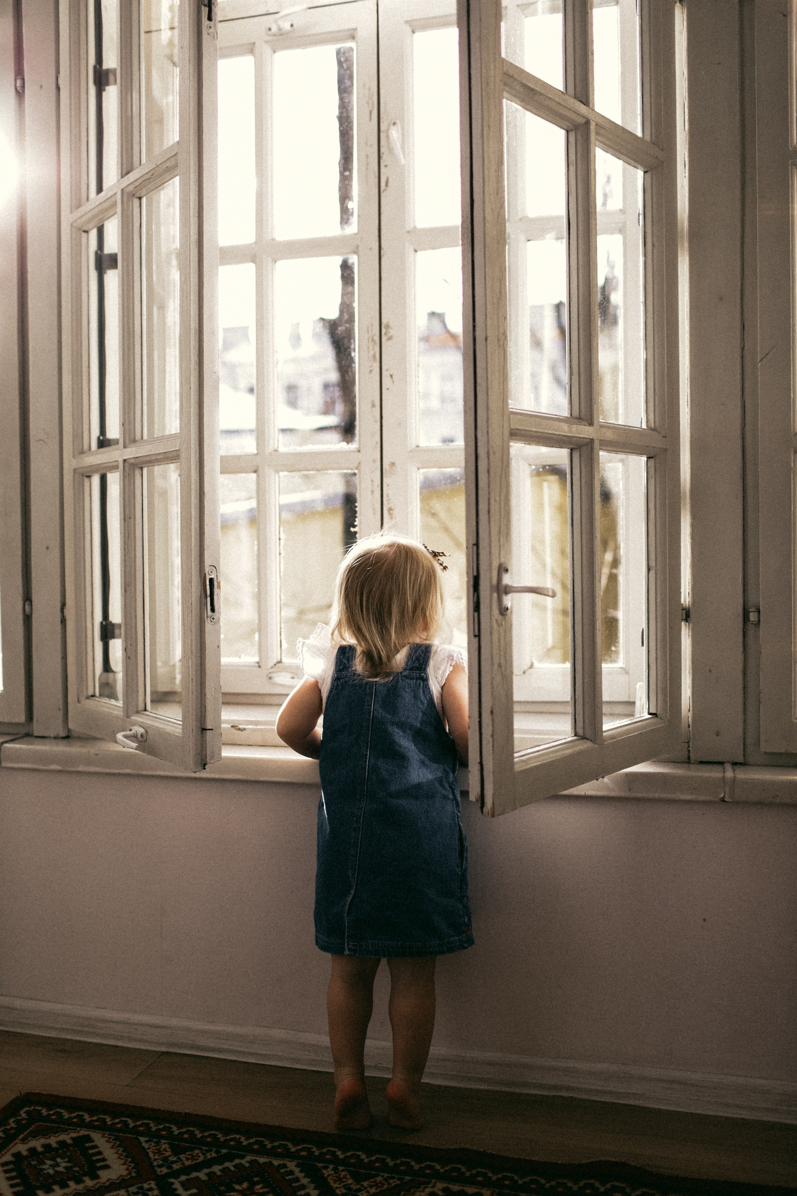 Миша, Катя, Лера. Главная