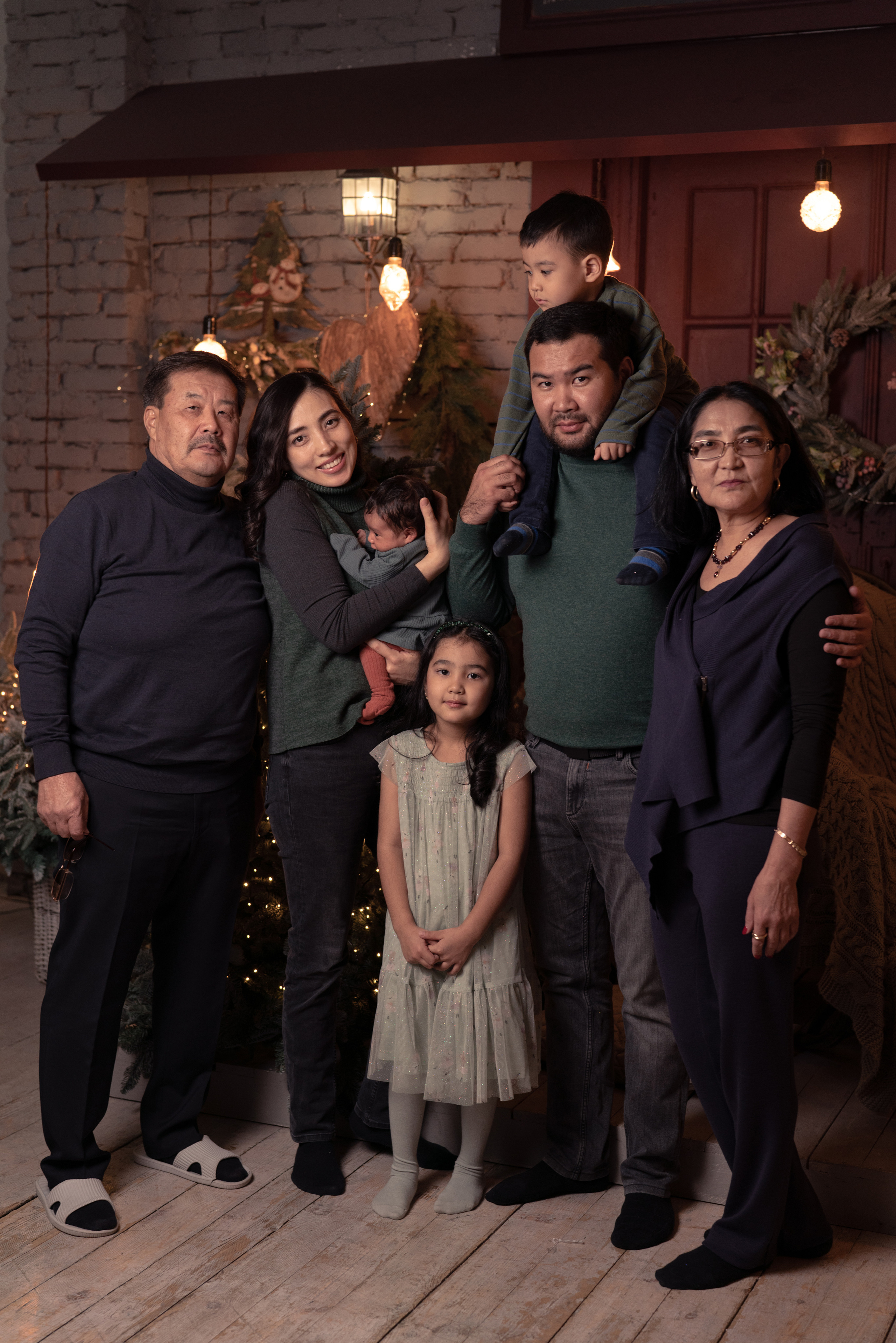 Семья Талапа и Альмиры. Фотограф Алматы, курс по Фотографии в Алматы. Дмитриева Наталья