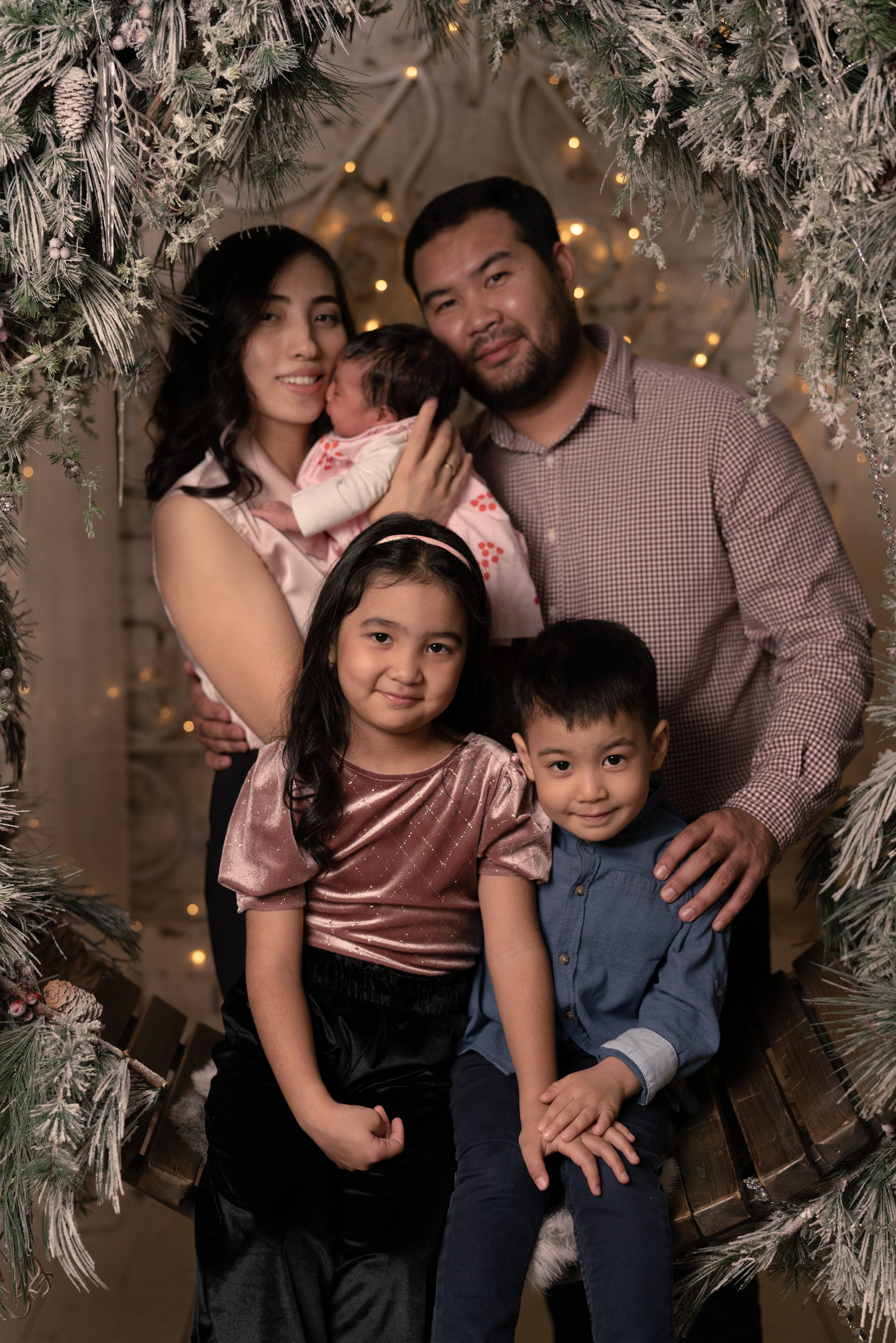 Семья Талапа и Альмиры. Фотограф Алматы, курс по Фотографии в Алматы. Дмитриева Наталья