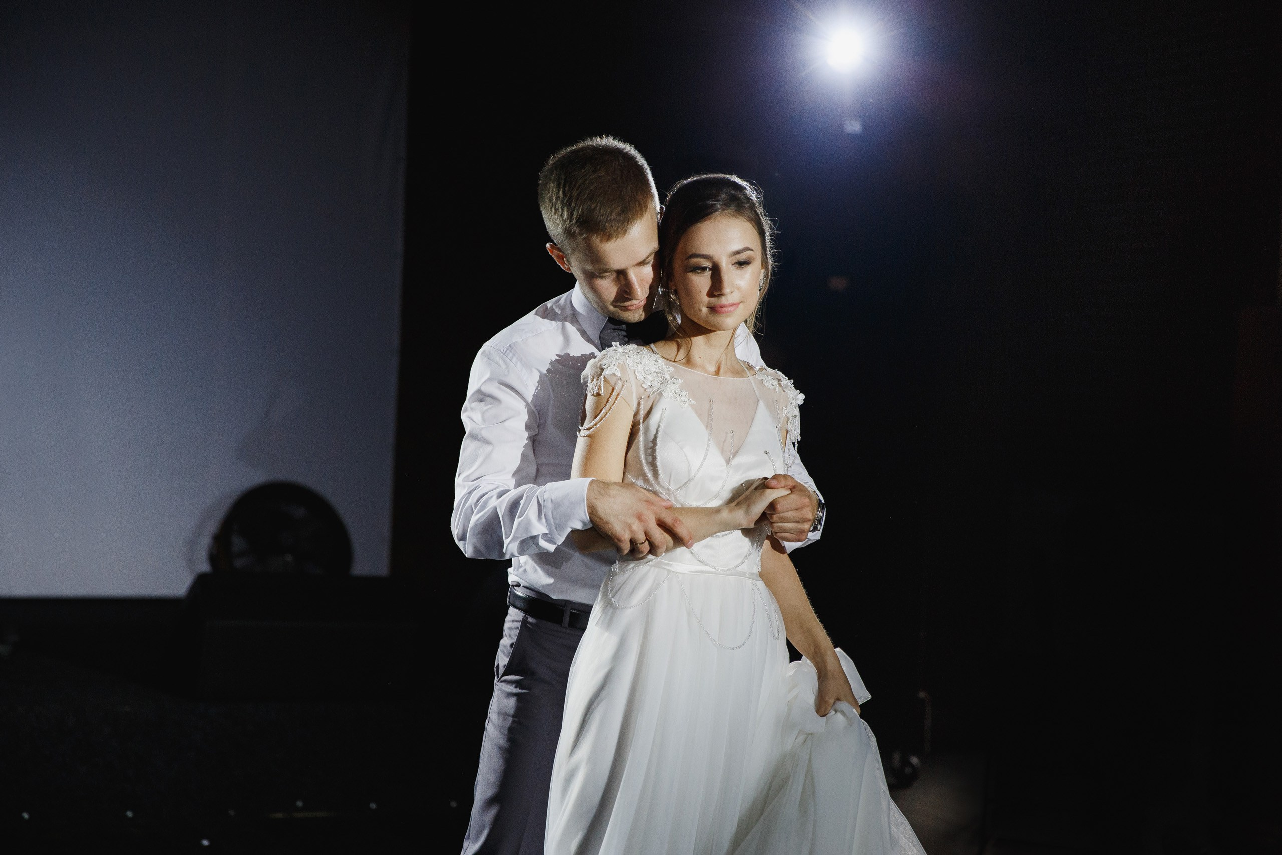 А+В. СВАДЕБНЫЙ И РЕПОРТАЖНЫЙ ФОТОГРАФ В НИЖНЕМ НОВГОРОДЕ АРТЕМ КУЗЬМИЧЕВ