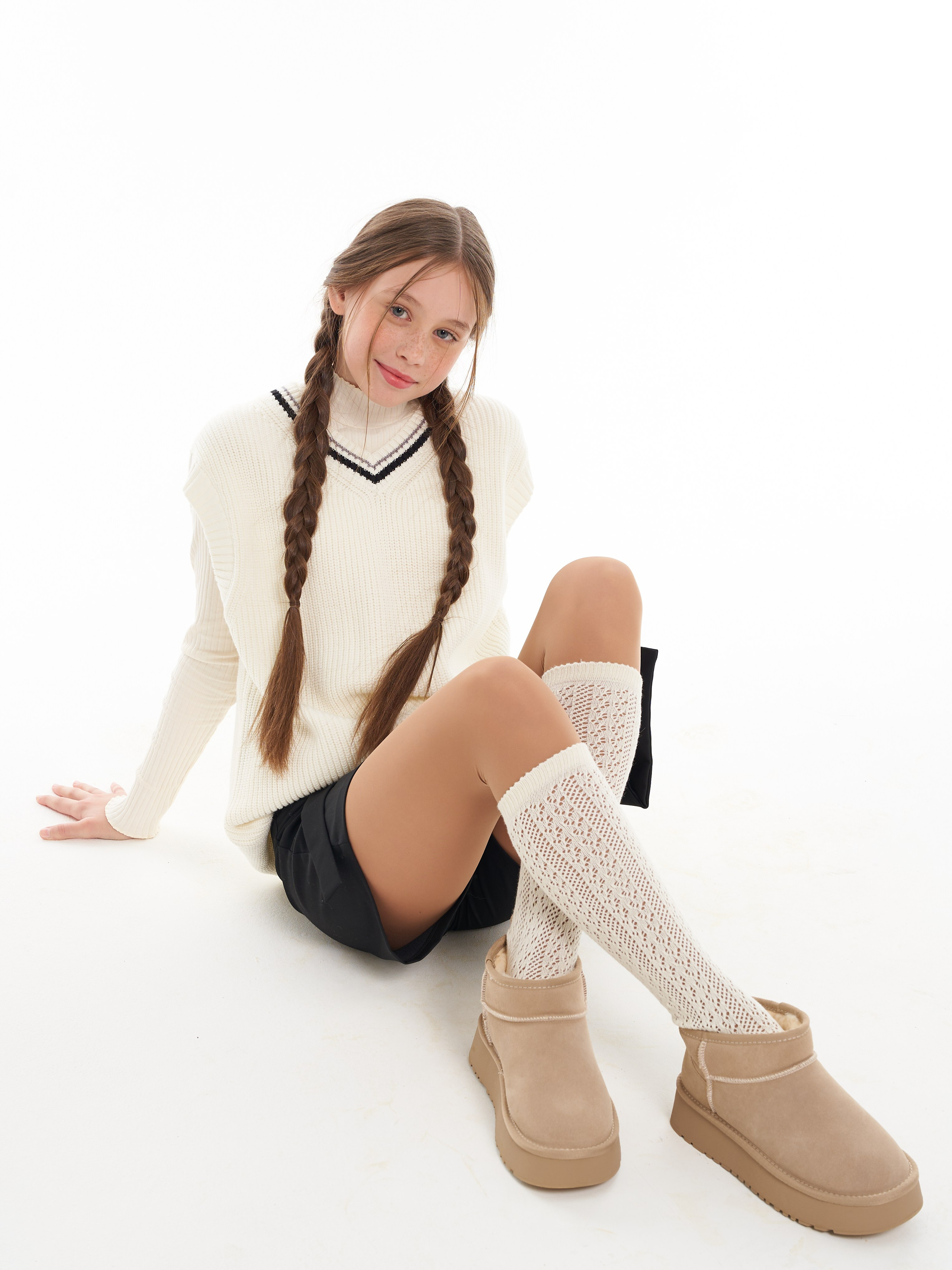 Фотомодель для маркетплейсов Настя. Фотосъёмка для марктеплейсов Studio 11.11