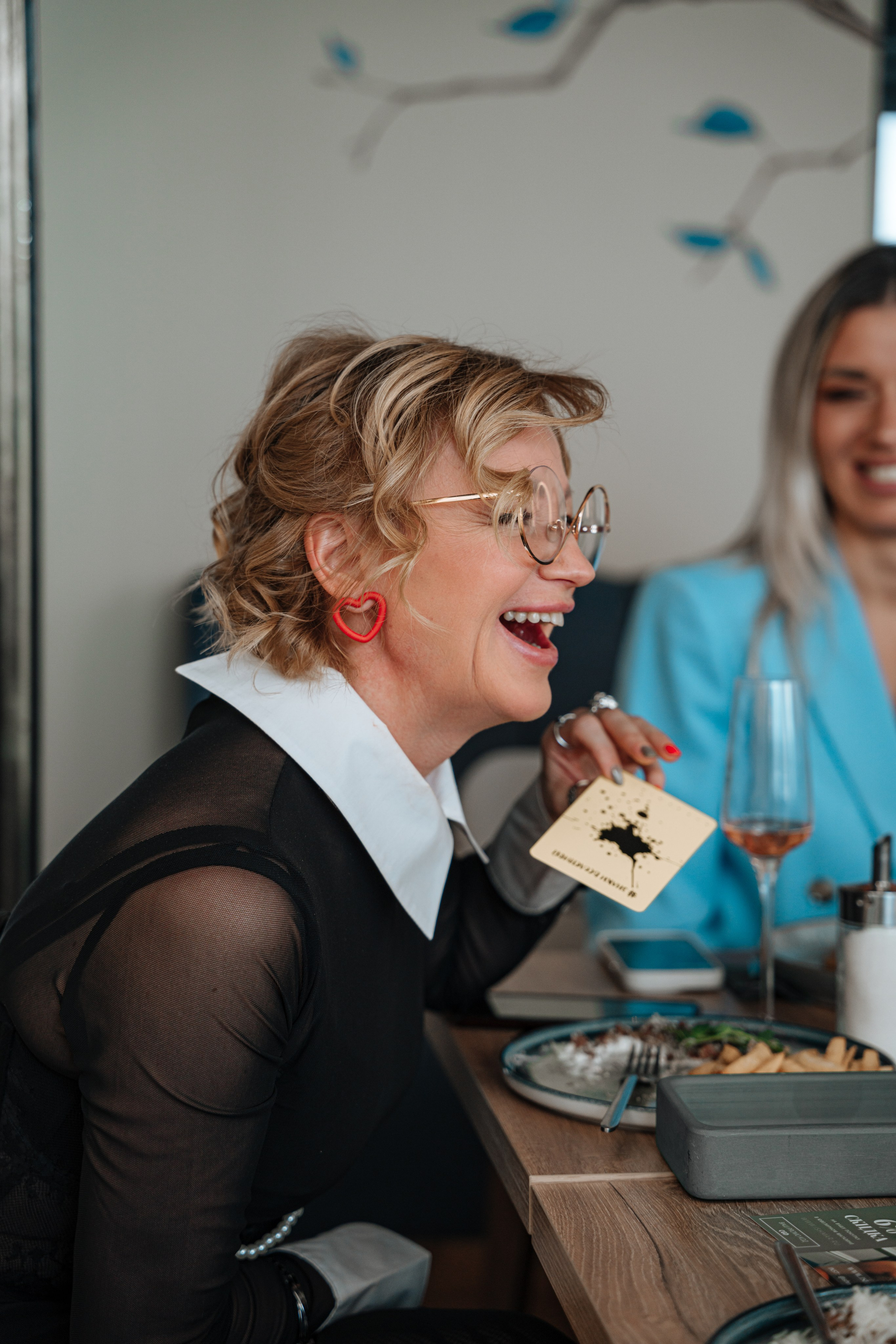 Мафия. Бар FINCH. ЖЕНСКИЙ КЛУБ LAXMI. Портретный фотограф в Санкт-Петербурге Дмитриева Наталия