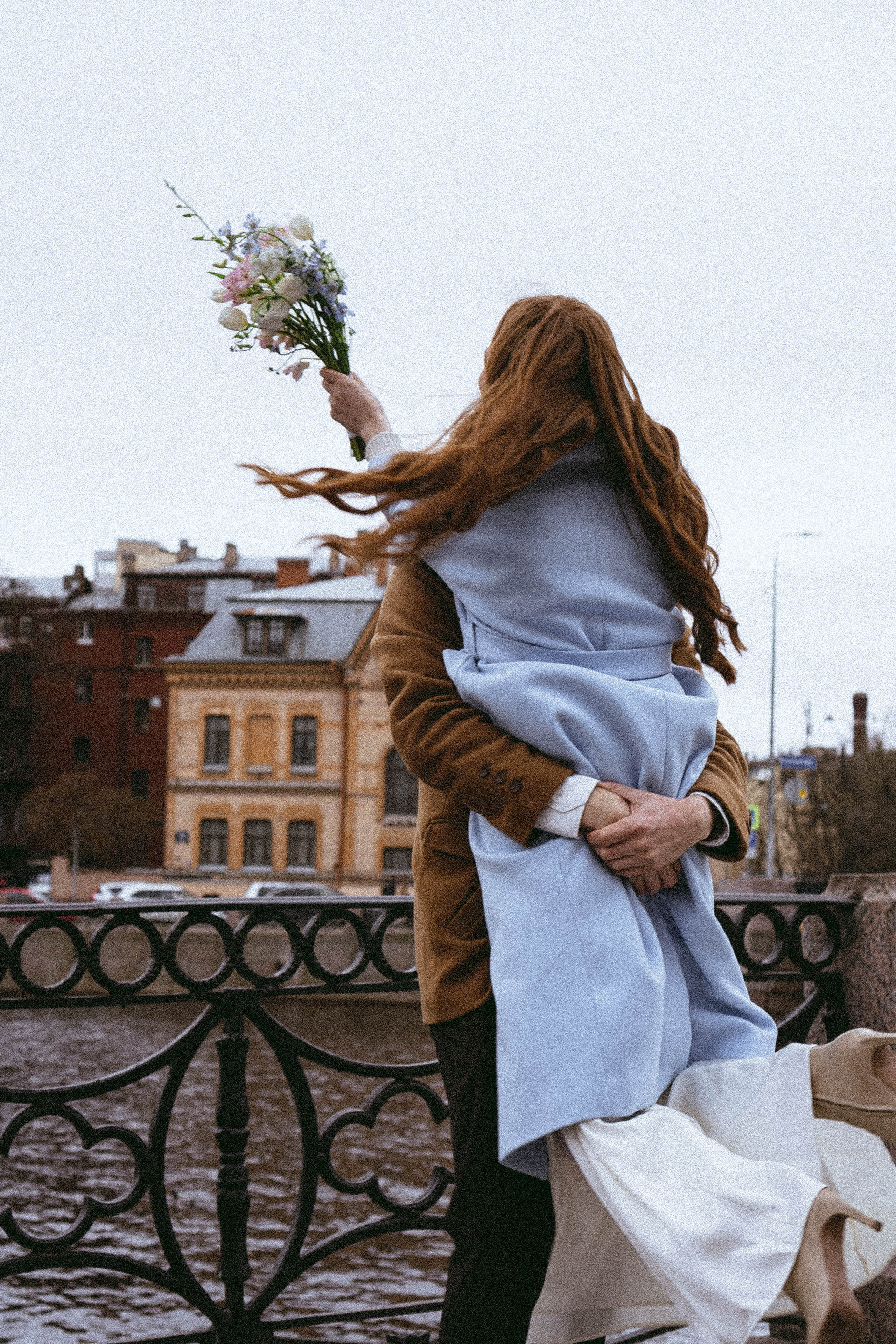 СВАДЕБНАЯ СЬЕМКА В ОТЕЛЕ. СБОРЫ ЖЕНИХА И НЕВЕСТЫ И ТАКЖЕ ТОР И ПОДГОТОВКА К ПРОГУЛКЕ И ПРОГУЛКА ПО ПЕТРОГРАДКЕ. Профессиональный фотограф, Санкт-Петербург — Виктория Богомолова