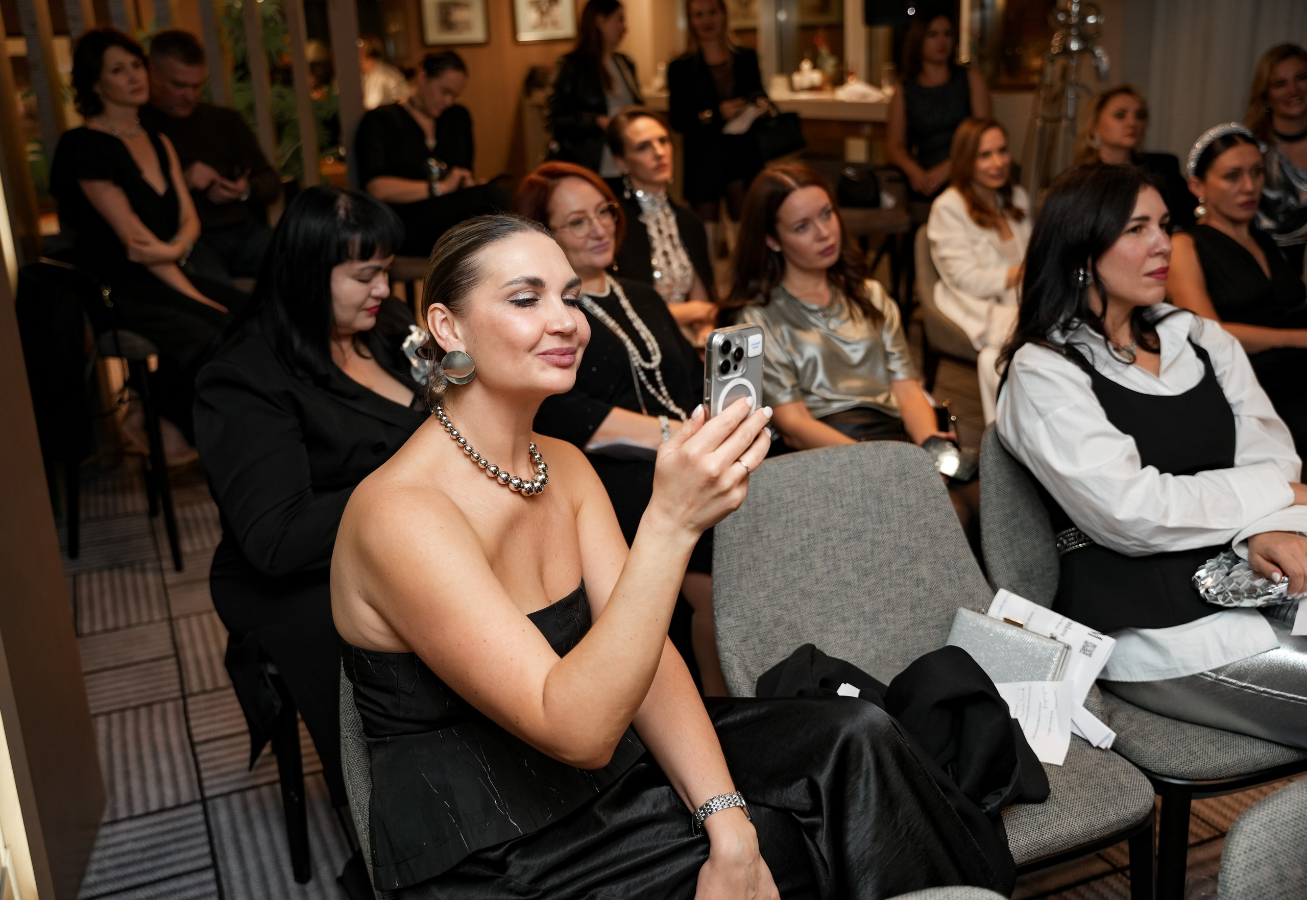 TINAoTEAM: конференция VII. Портретный и репортажный фотограф в Москве Разуменко Роман