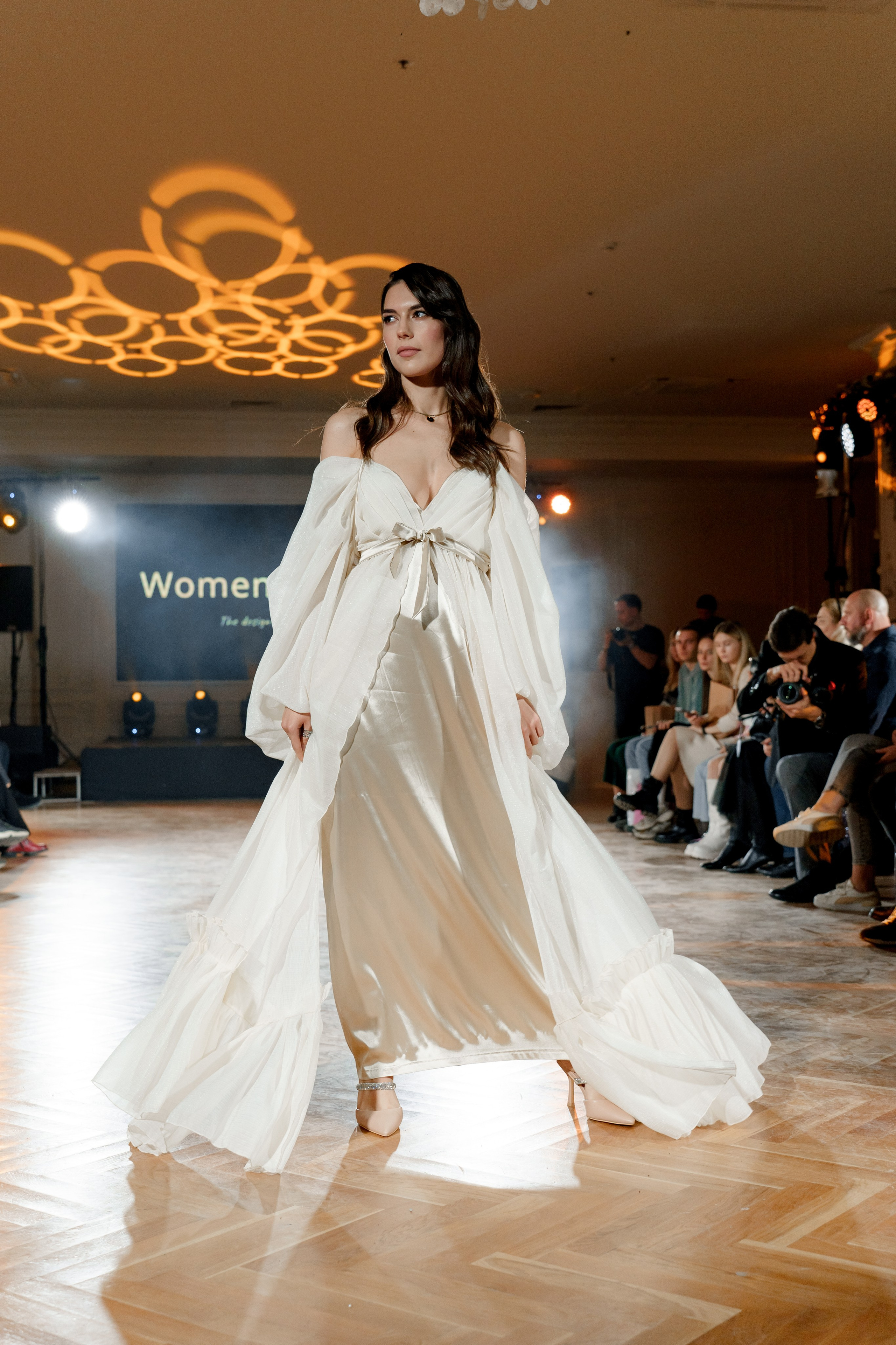 Выставка свадебных специалистов «Свадьба на 1000%». Свадебный фотограф в Санкт-Петербурге