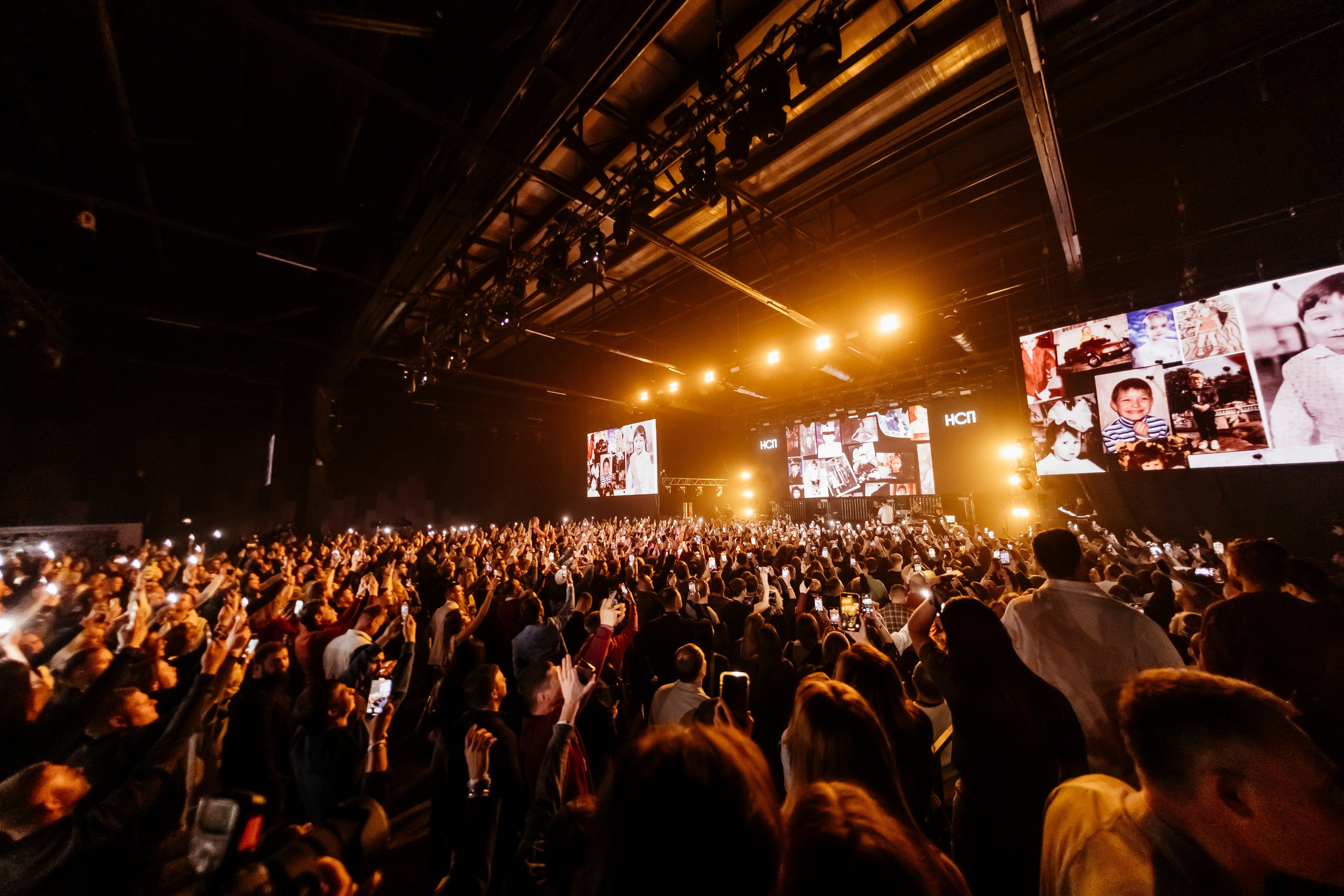 Михаил Гребенюк НСП. Репортажный, event, концертный и backstage фотограф из Москвы Виталий Кривцов