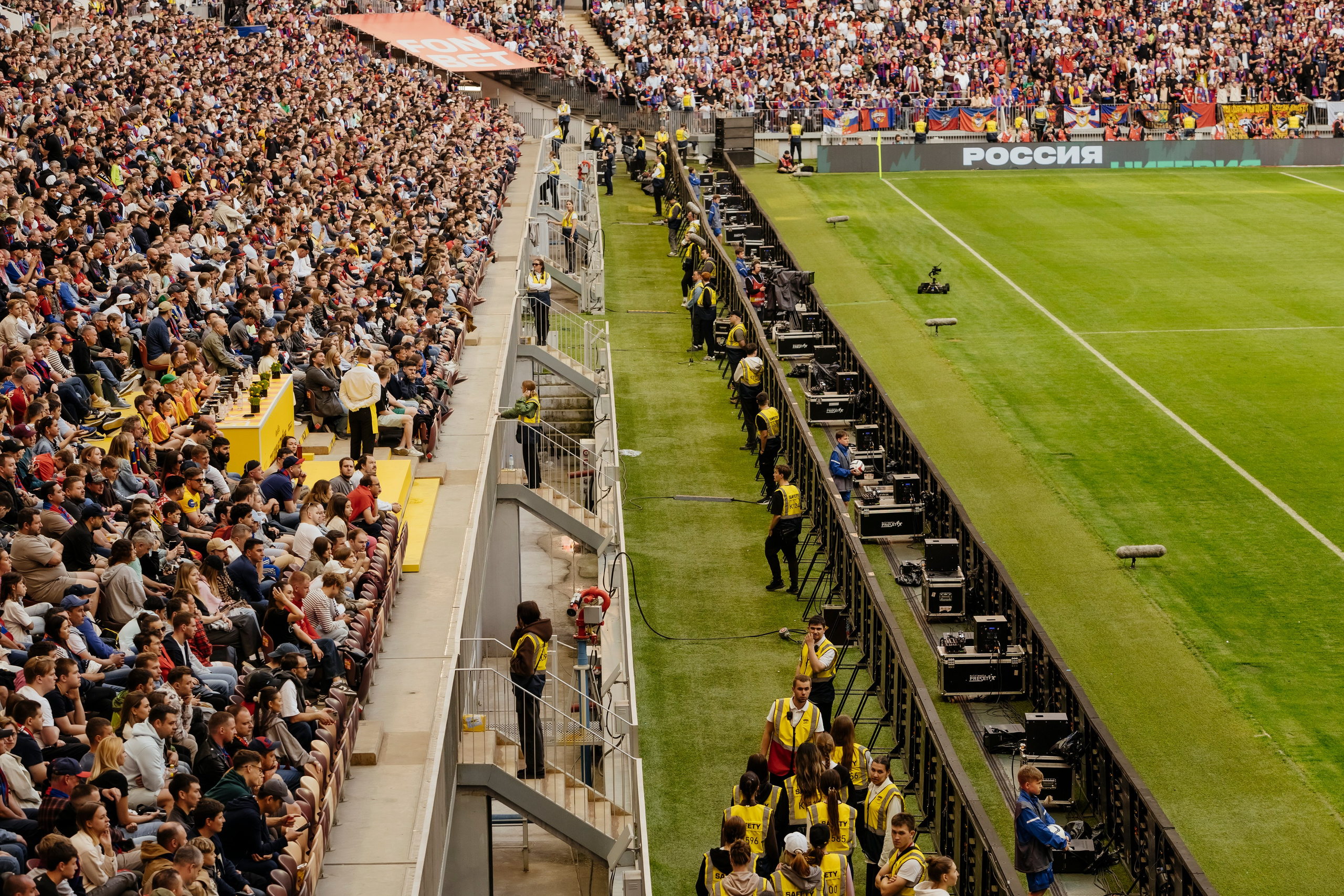 Яндекс Еда x Burger King На финале кубка России по футболу. Репортажный, event, концертный и backstage фотограф из Москвы Виталий Кривцов
