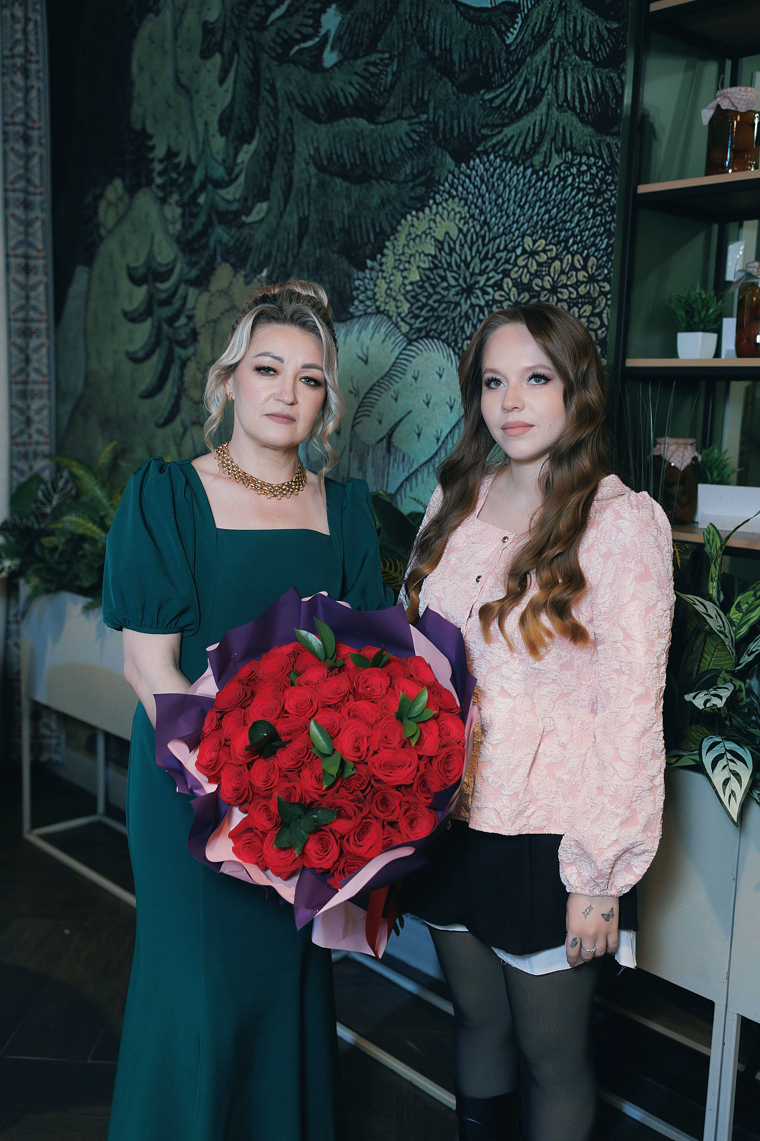 Ольга. Ведущая Екатерина Абакумова. Диджей Евгений Тупицин. Портретный и репортажный фотограф в Чебоксарах Андриян Чаркин