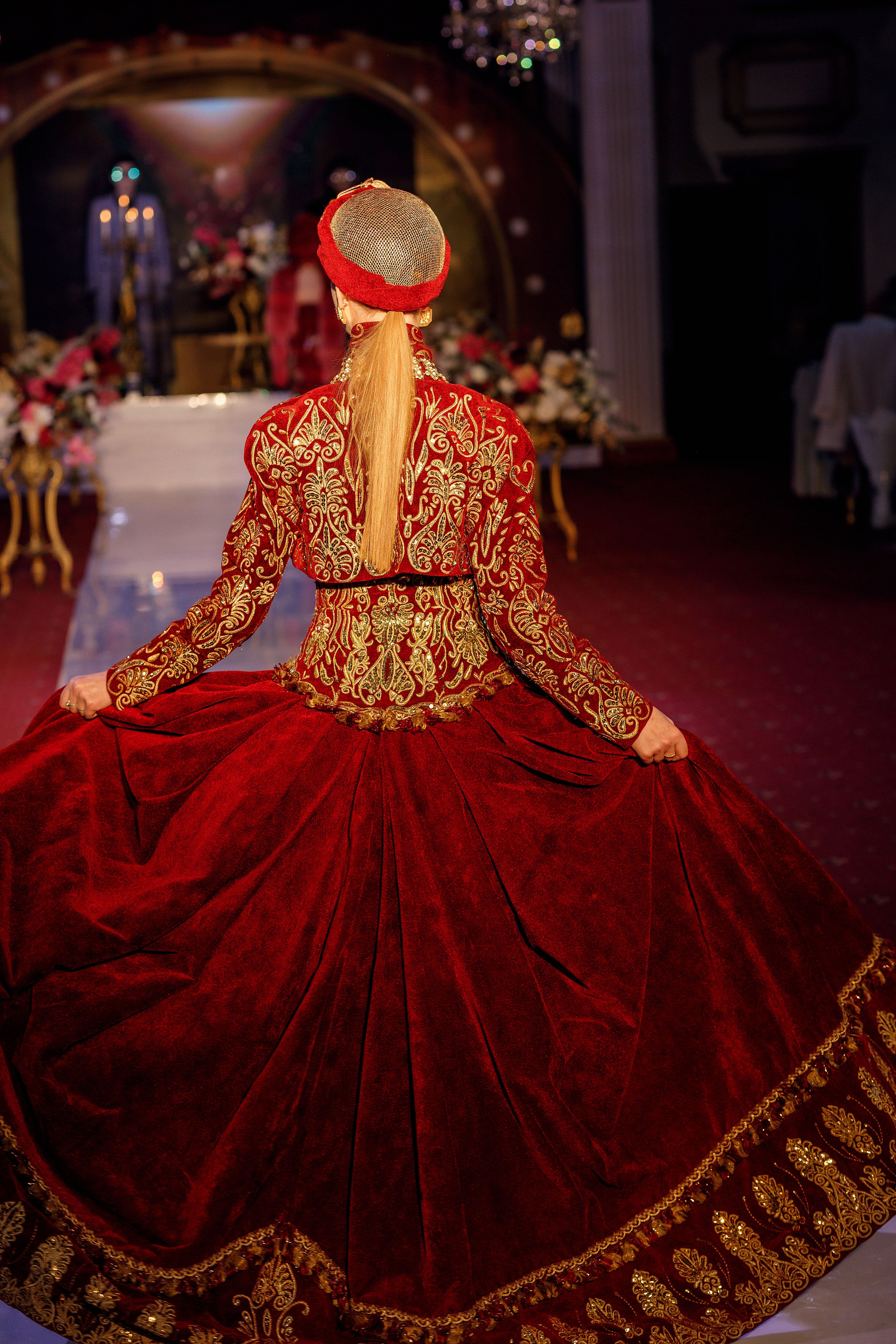 Показ коллекции Игоря Дадиани — 2023.04.01. Портретный и репортажный фотограф в Чебоксарах Андриян Чаркин