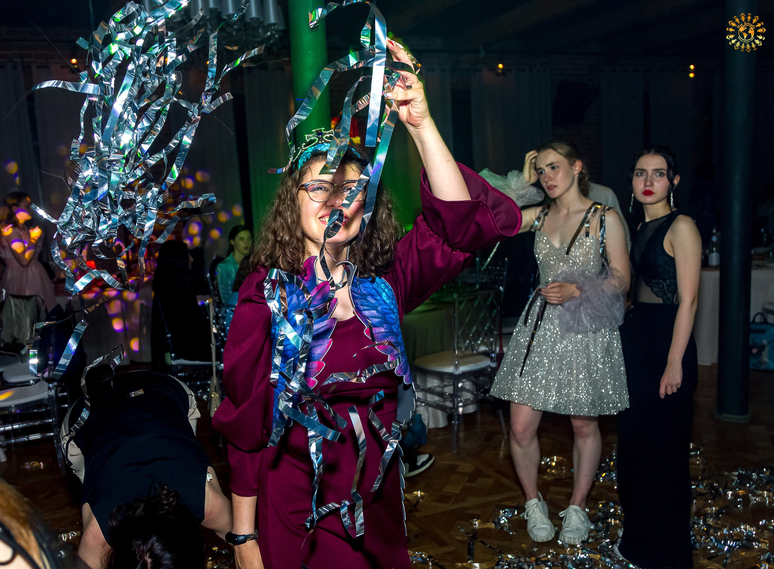 Выпускной 2023 (11-е классы) клуб «Джаггер», Москва. Репортажная съемка в Москве и области. Анималистика