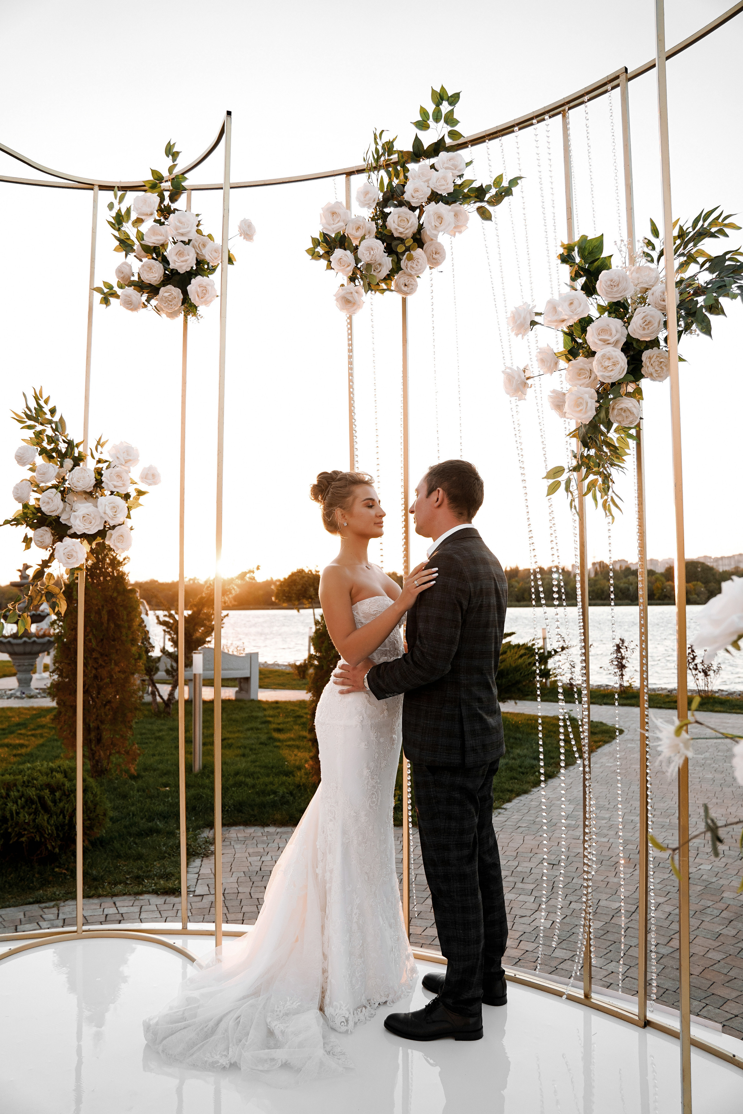 Владимир и Анна. Кортьярд. Свадебный фотограф и видеограф в Ростове-на-Дону. Максим и Наталья Лебедевы