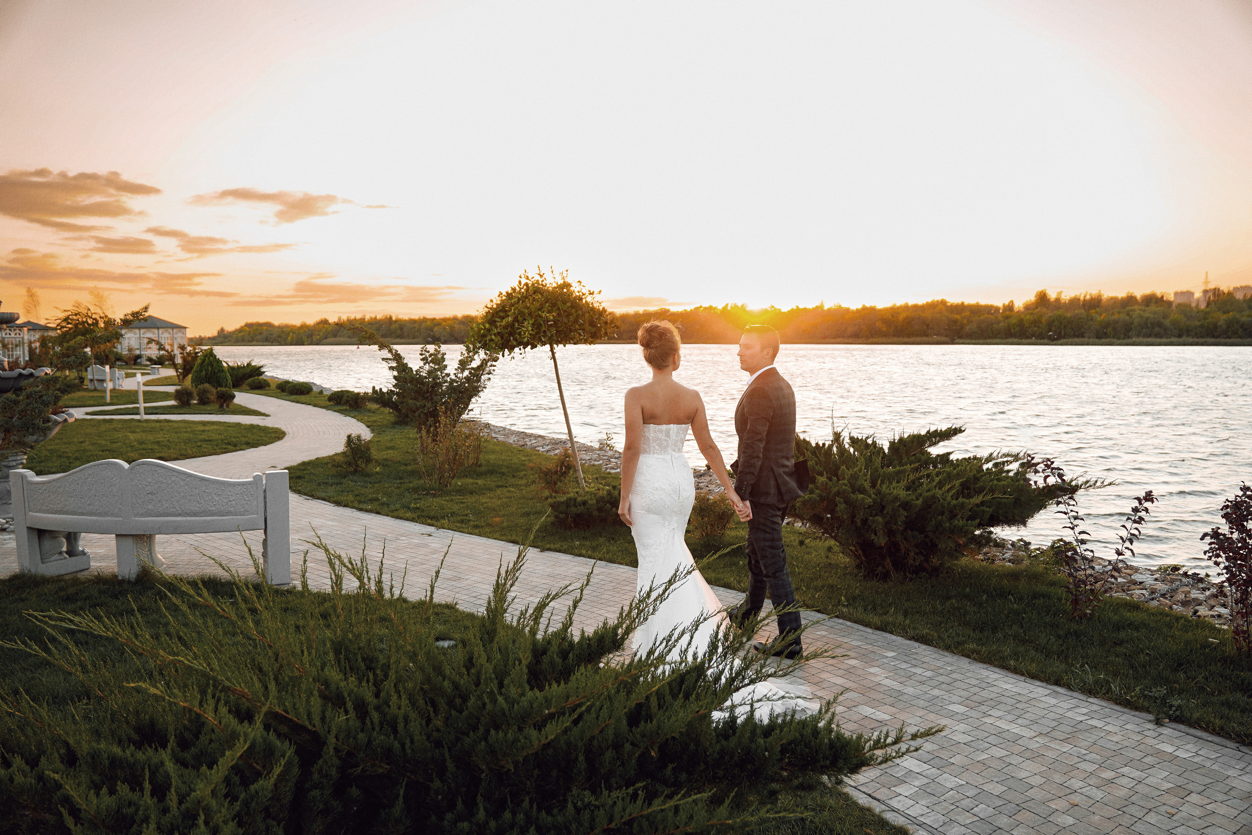 Владимир и Анна. Кортьярд. Свадебный фотограф и видеограф в Ростове-на-Дону. Максим и Наталья Лебедевы
