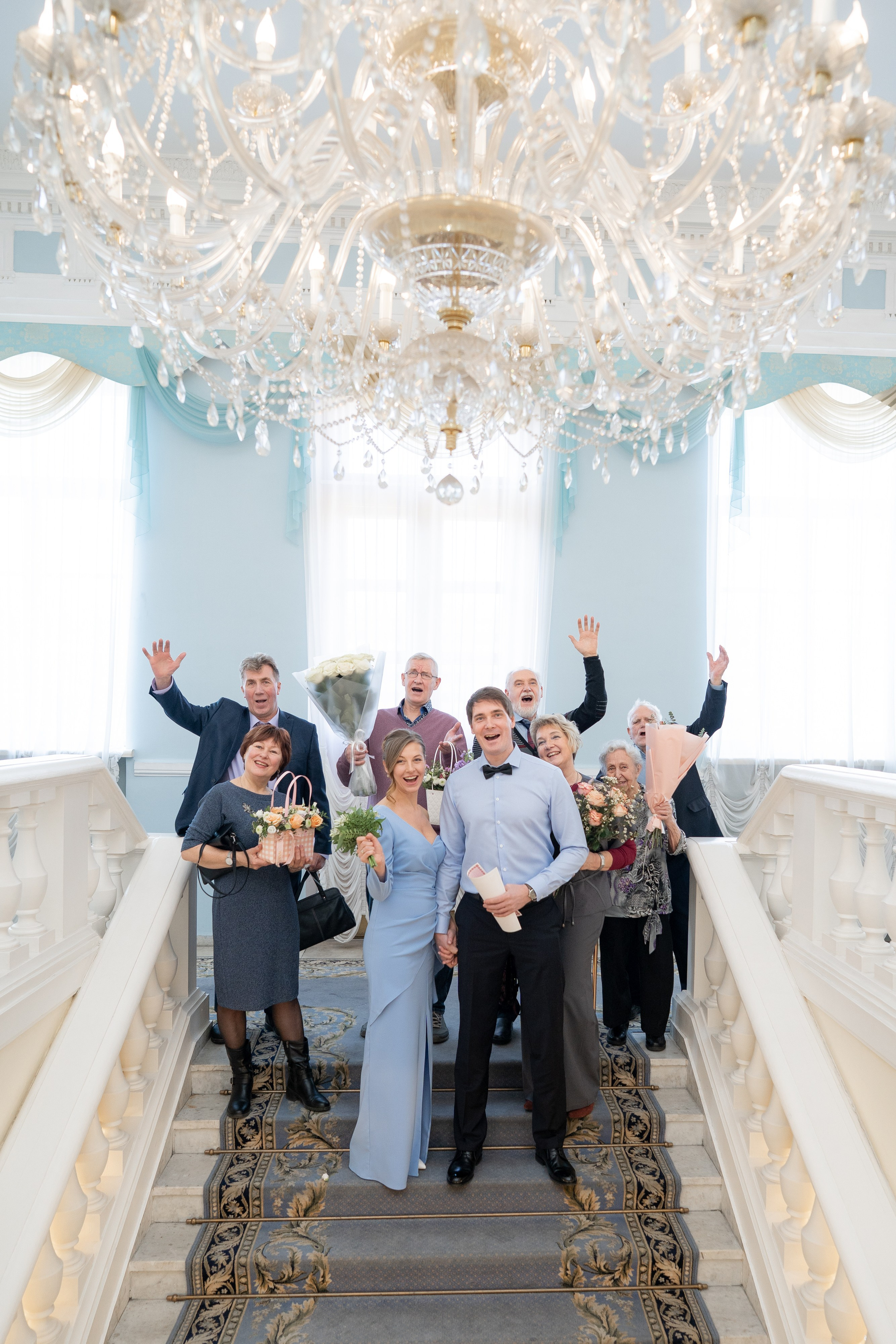 Свадебные фотосессии во дворцах и ЗАГСах Санкт- Петербурга. Свадебный фотограф Александр Невский в Санкт-Петербурге