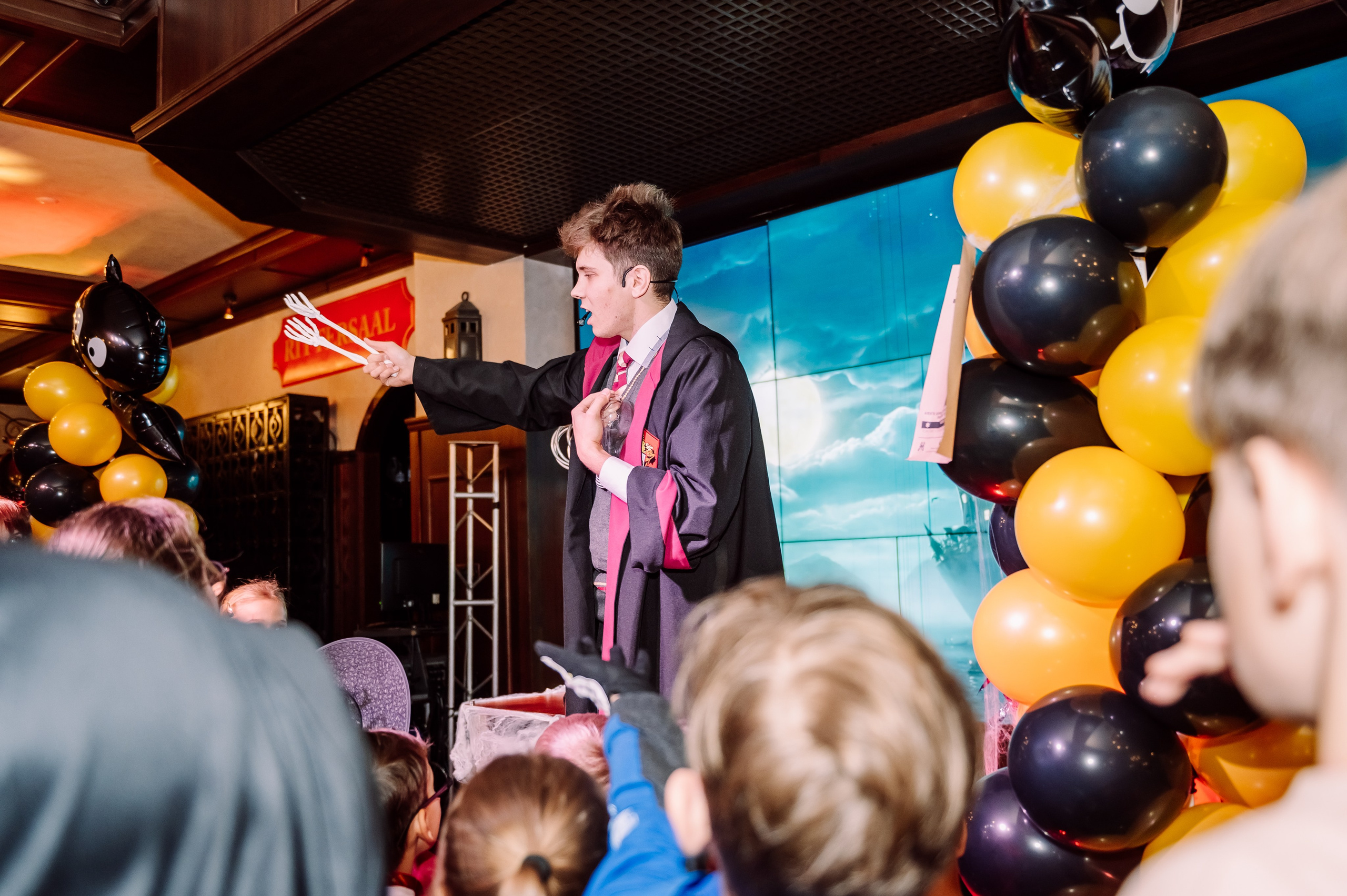 Хэллоуинские Приключения в Хофброй от ДетиСказка42. Детский фотограф, семейный фотограф и репортажи в Кемерово