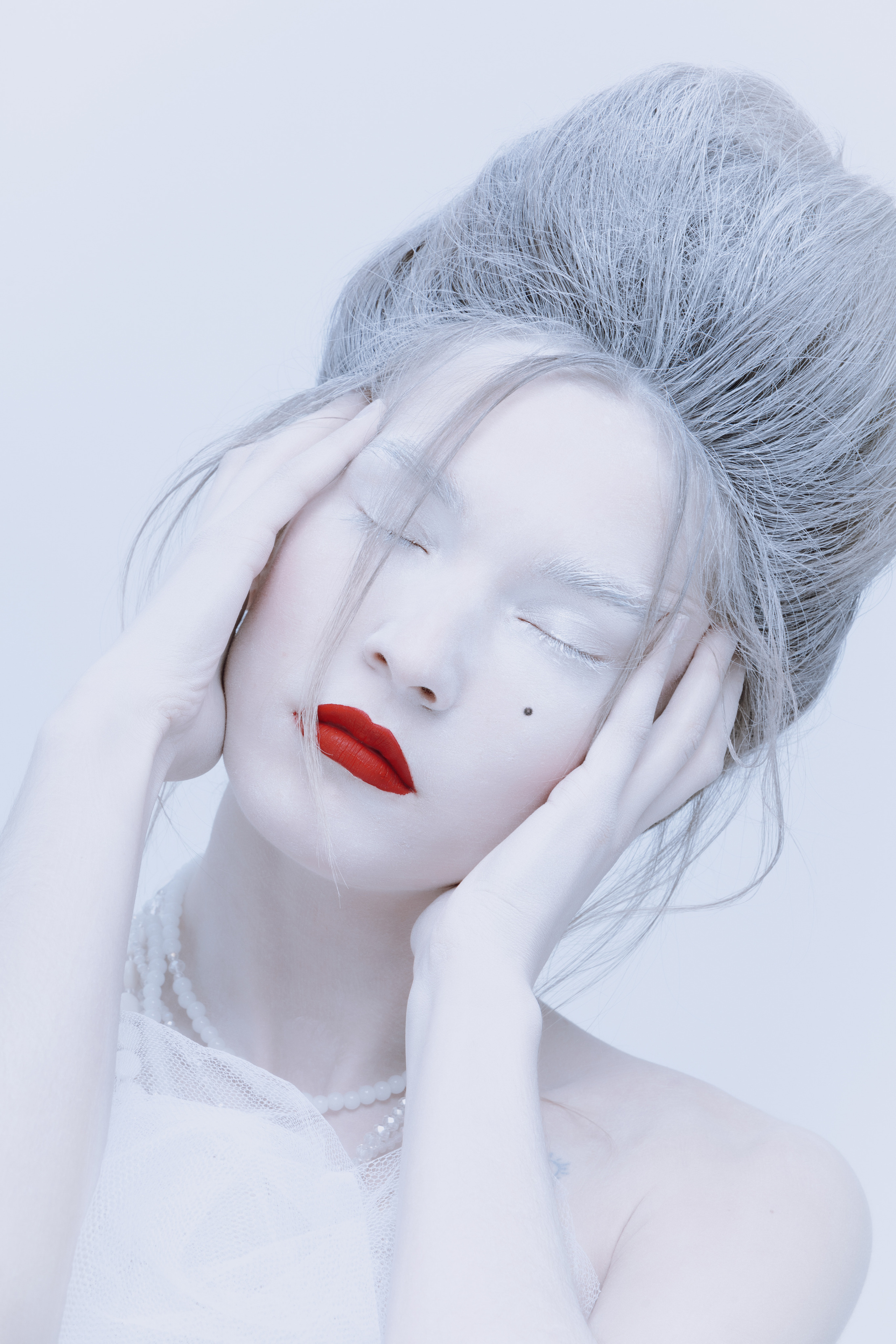 LOLITA ZELENAYA. Фотограф