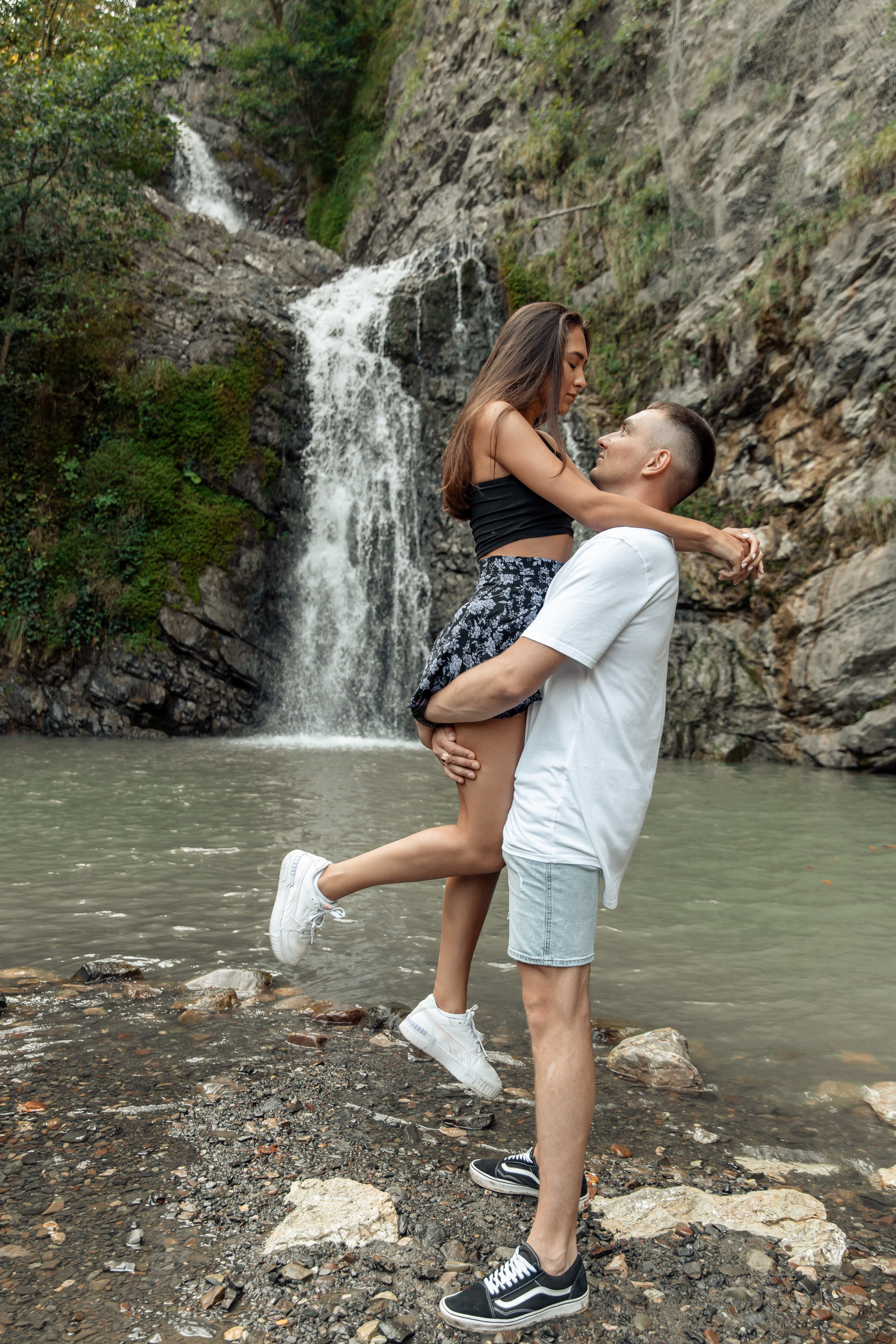 Необычные места для фотосессии в Сочи. Фотограф в Сочи. Свадебная видеосъемка Сочи