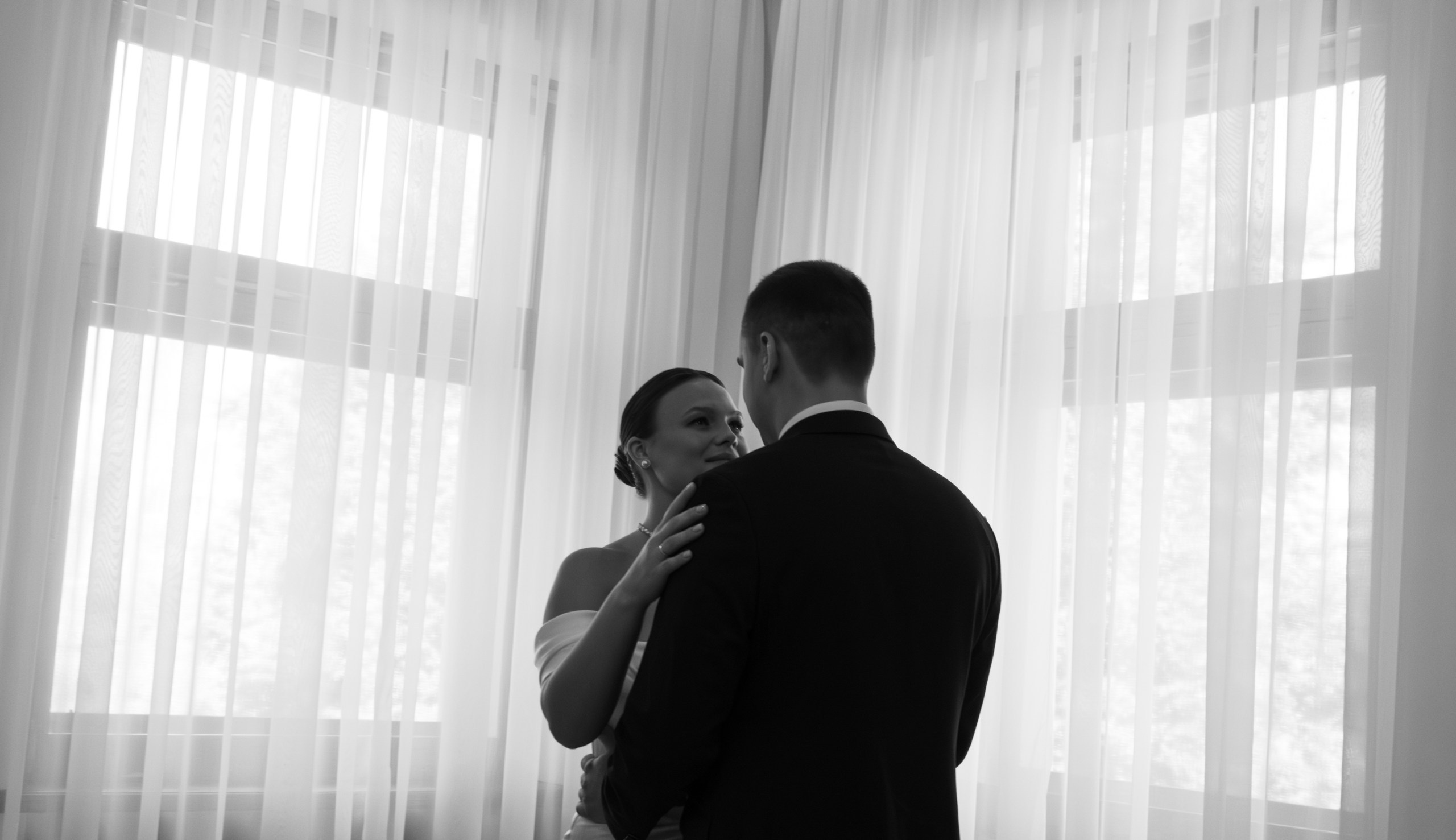 Alexandr & Alyona. Я — Алёна и я фотографирую красиво (е)
