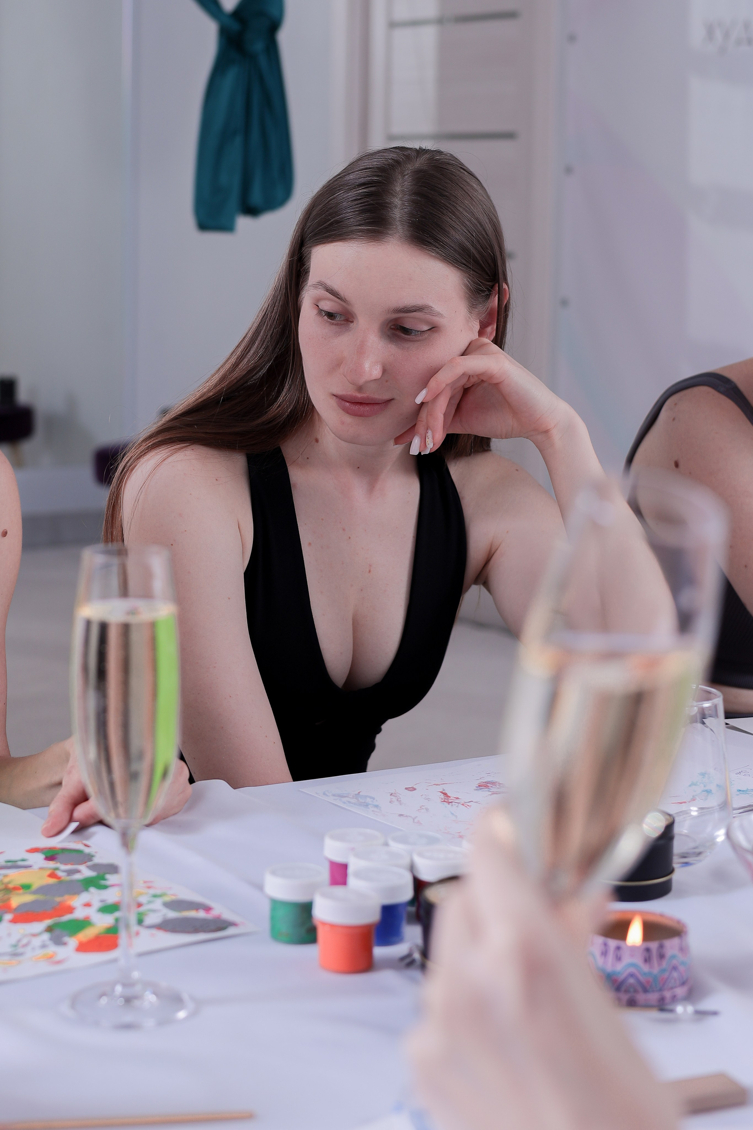 Арт-терапия + аэройога. Фотограф Надршина Лилия