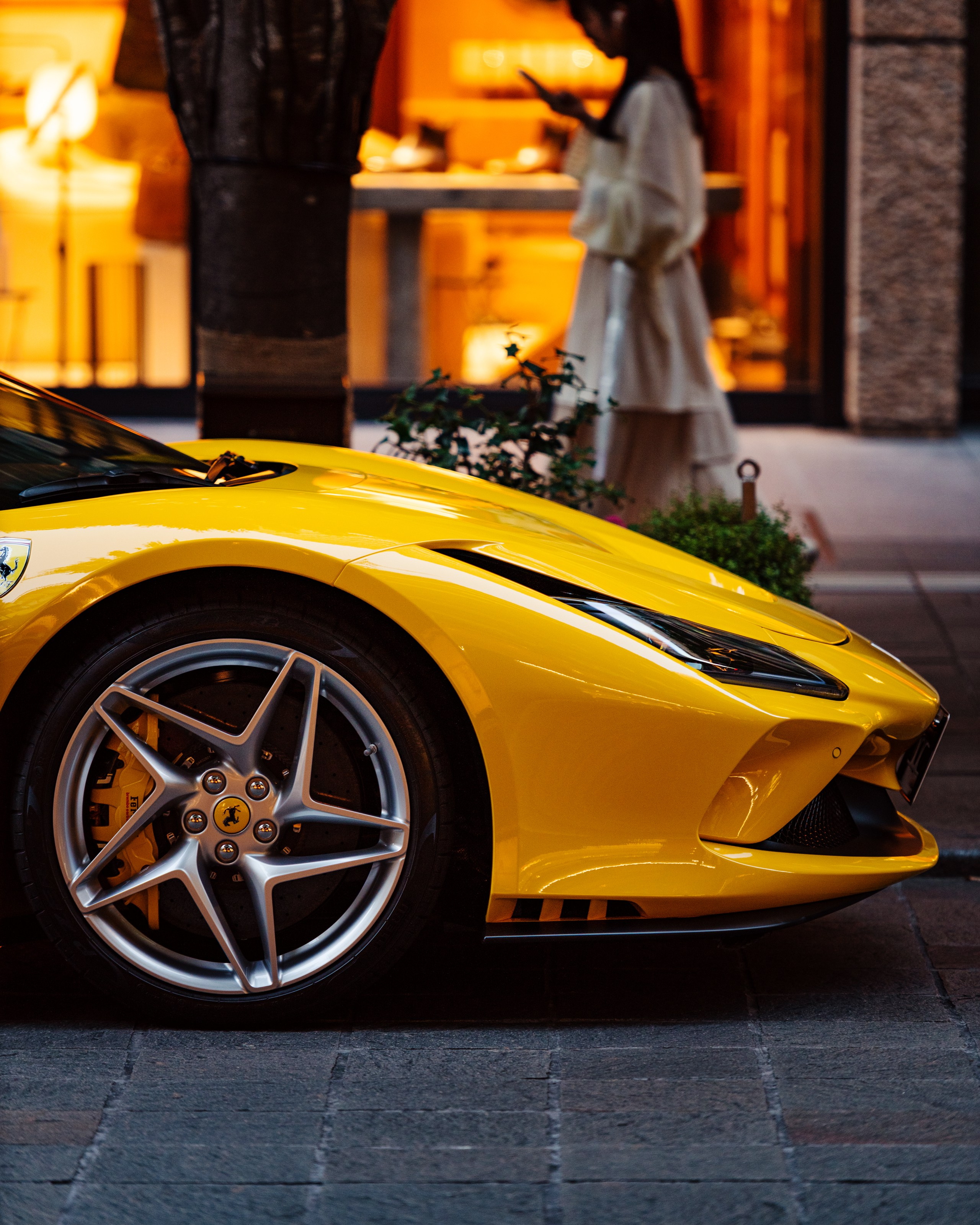 Cars in Tokyo. Photographer in Tokyo Anatolii Ozarto