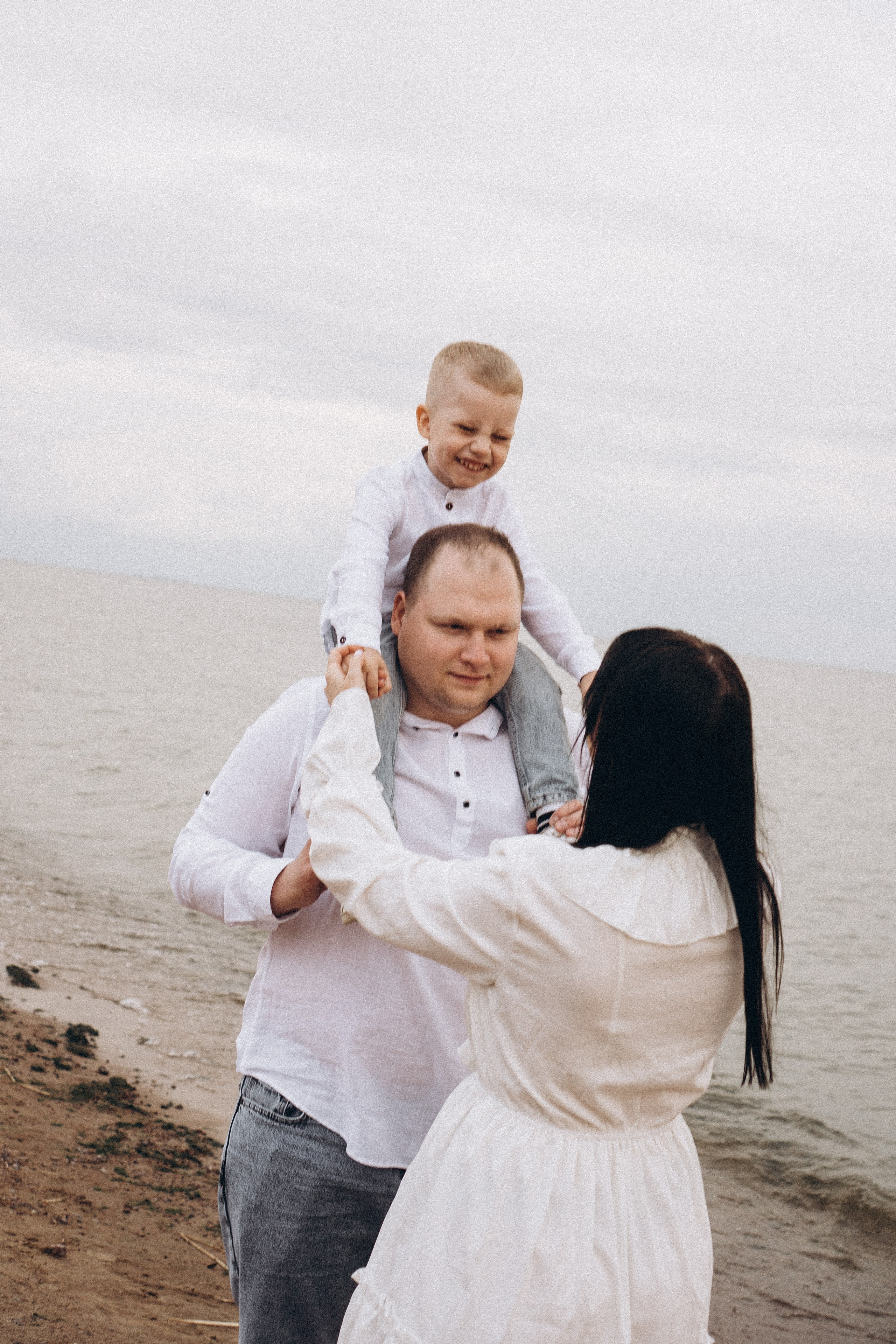 Семейная история на берегу залива. Профессиональный фотограф, Санкт-Петербург — Виктория Богомолова