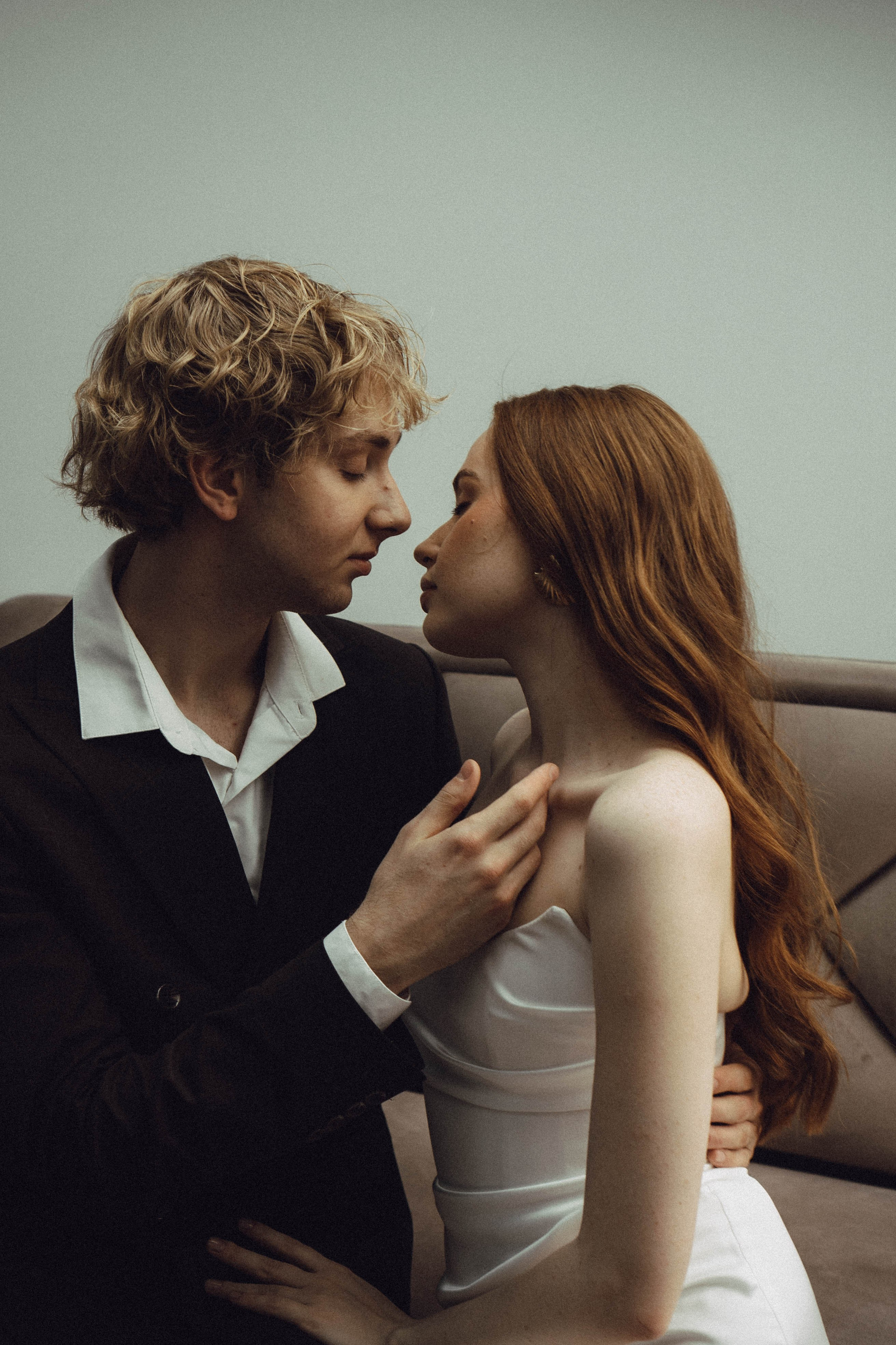 СВАДЕБНАЯ СЬЕМКА В ОТЕЛЕ. СБОРЫ ЖЕНИХА И НЕВЕСТЫ И ТАКЖЕ ТОР И ПОДГОТОВКА К ПРОГУЛКЕ. Профессиональный фотограф, Санкт-Петербург — Виктория Богомолова