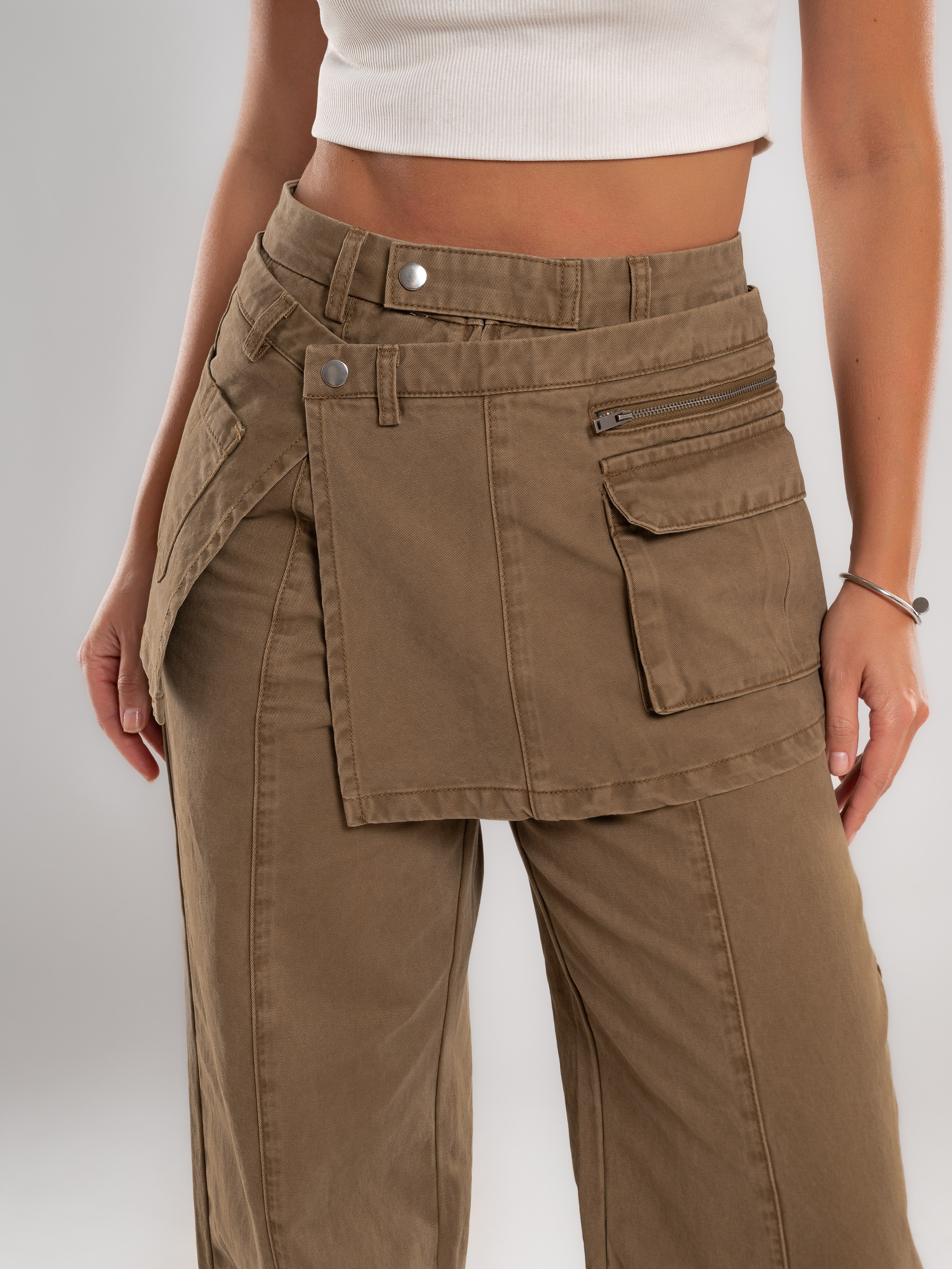 Джинсы. Предметный фотограф, фото для маркетплейсов Пятигорск, КМВ