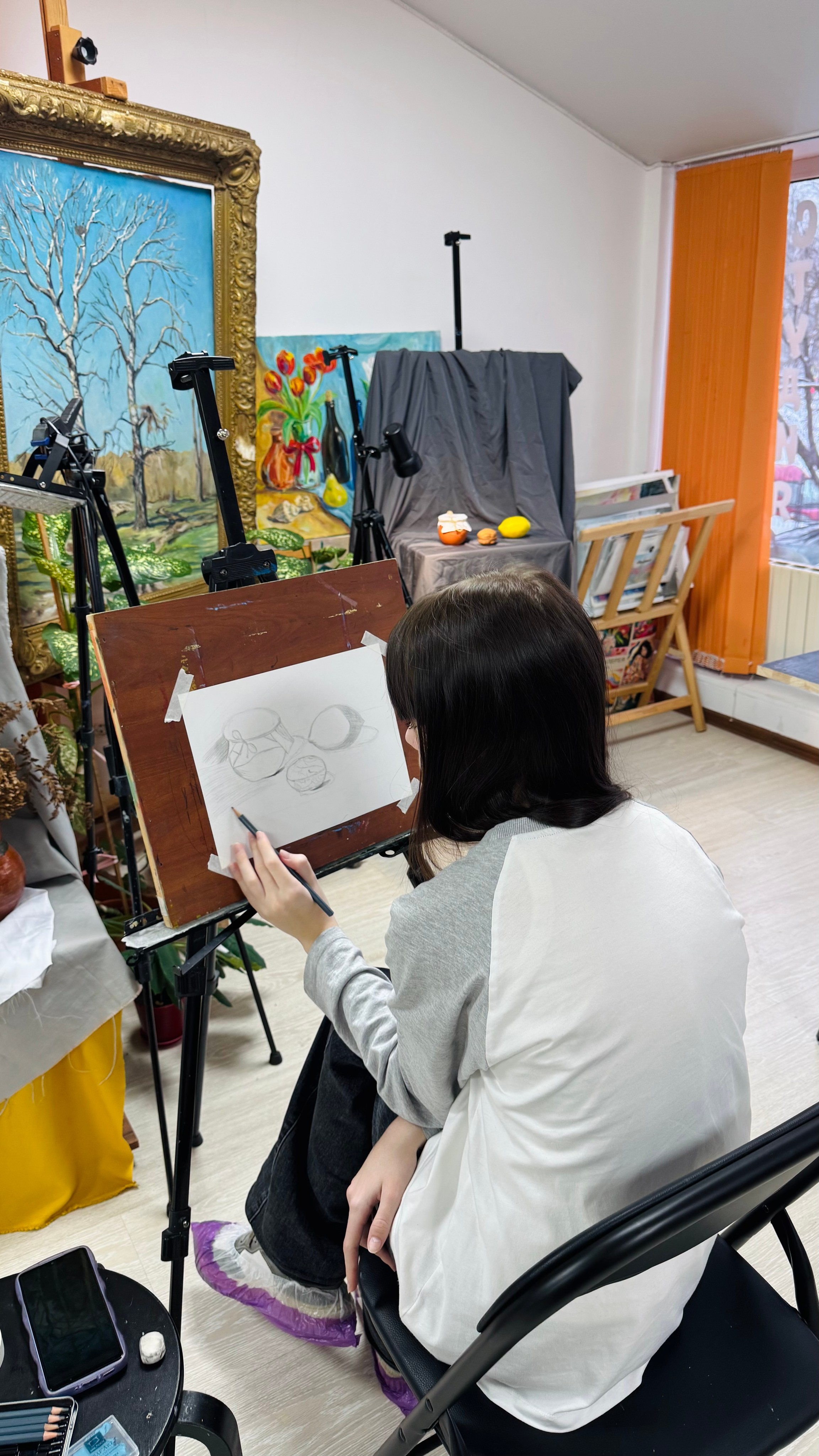 Курсы рисования для подростков в Москве — подготовка к поступлению, комиксы, живопись. Арт-вечеринки и мастер-классы в Москве для взрослых и детей