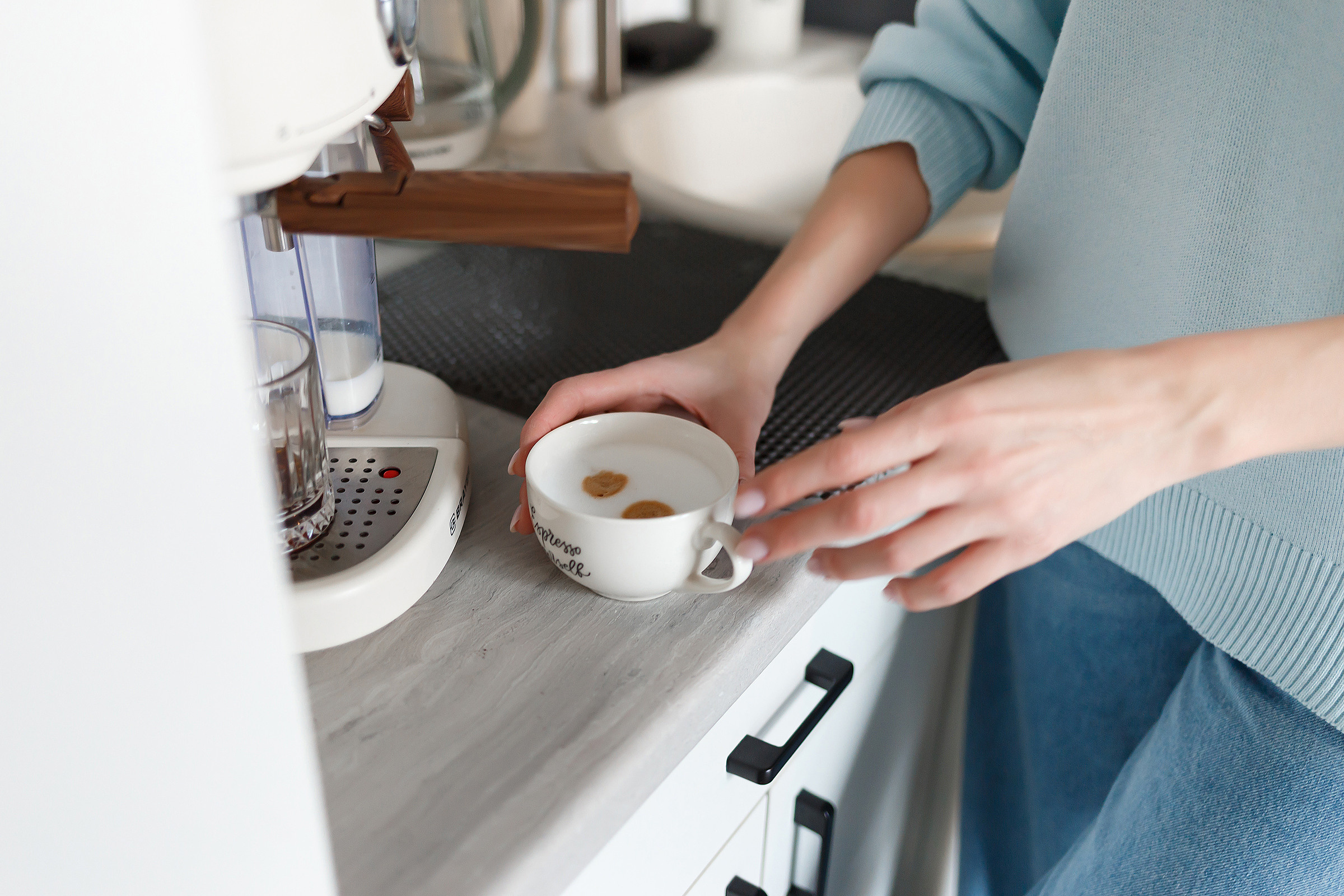 Точка в лесу или скоро весна. Фотограф в городе Томске. Жданова Олеся