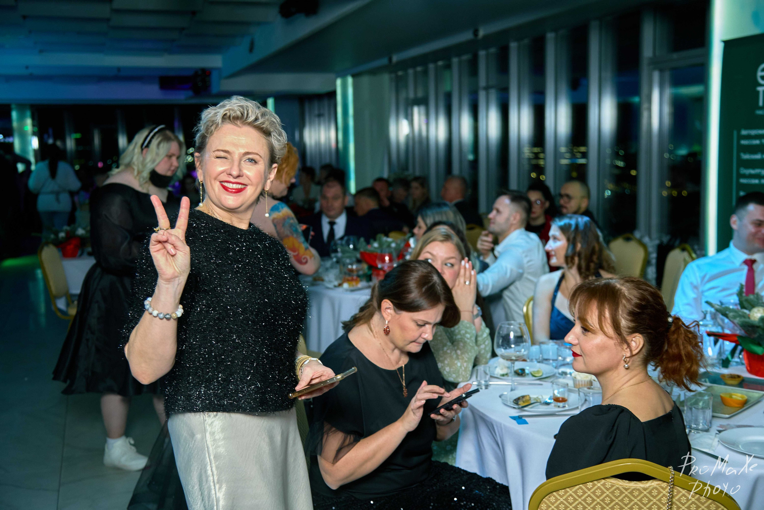 Зал КРАСА МАСС-МЕДИА ЧУВАШИИ. Владимир Суздалов (ProMaXe) — Портретный фотограф, тематические фотосессии в Чебоксарах